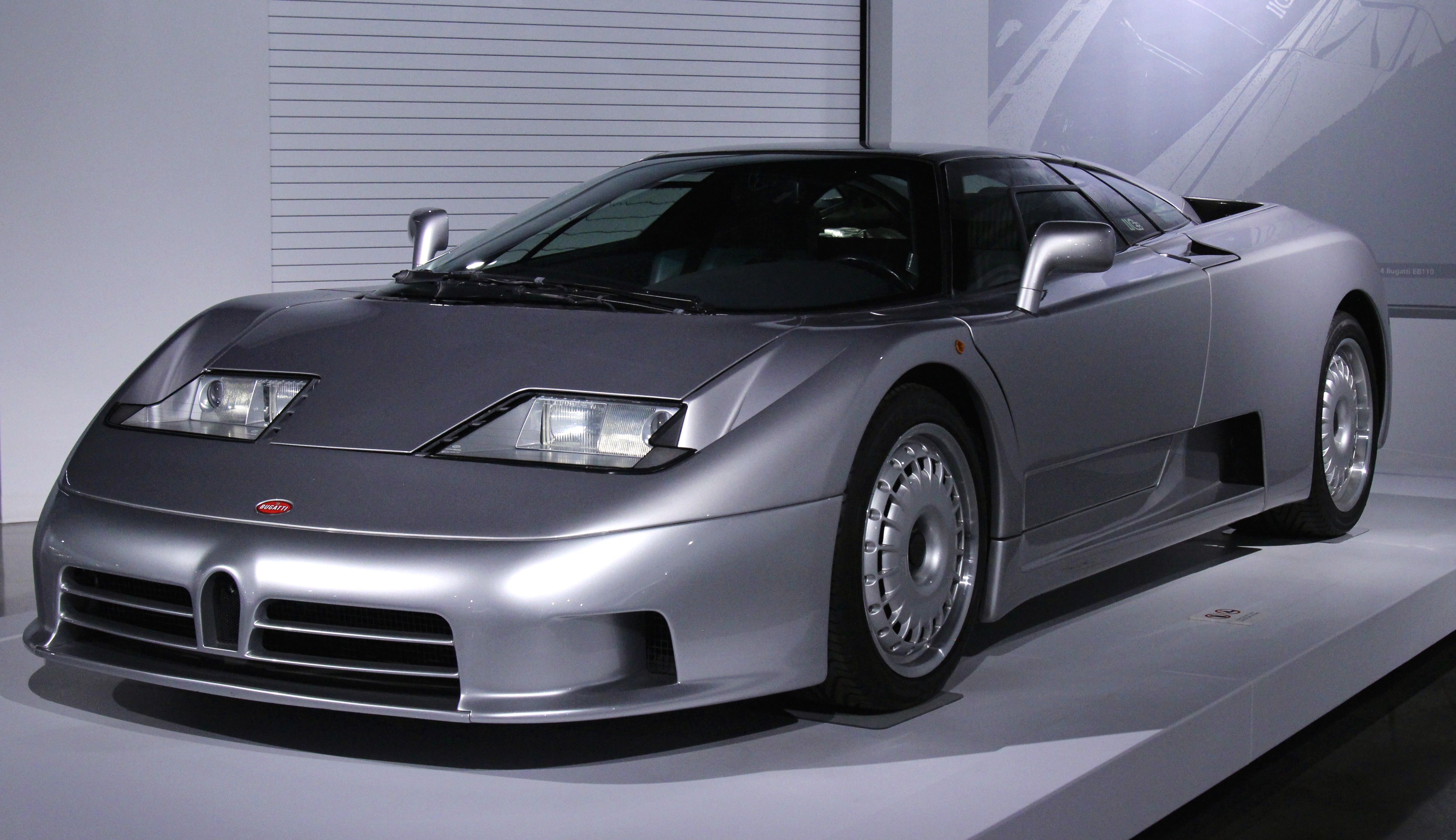4966x2865 Bugatti EB