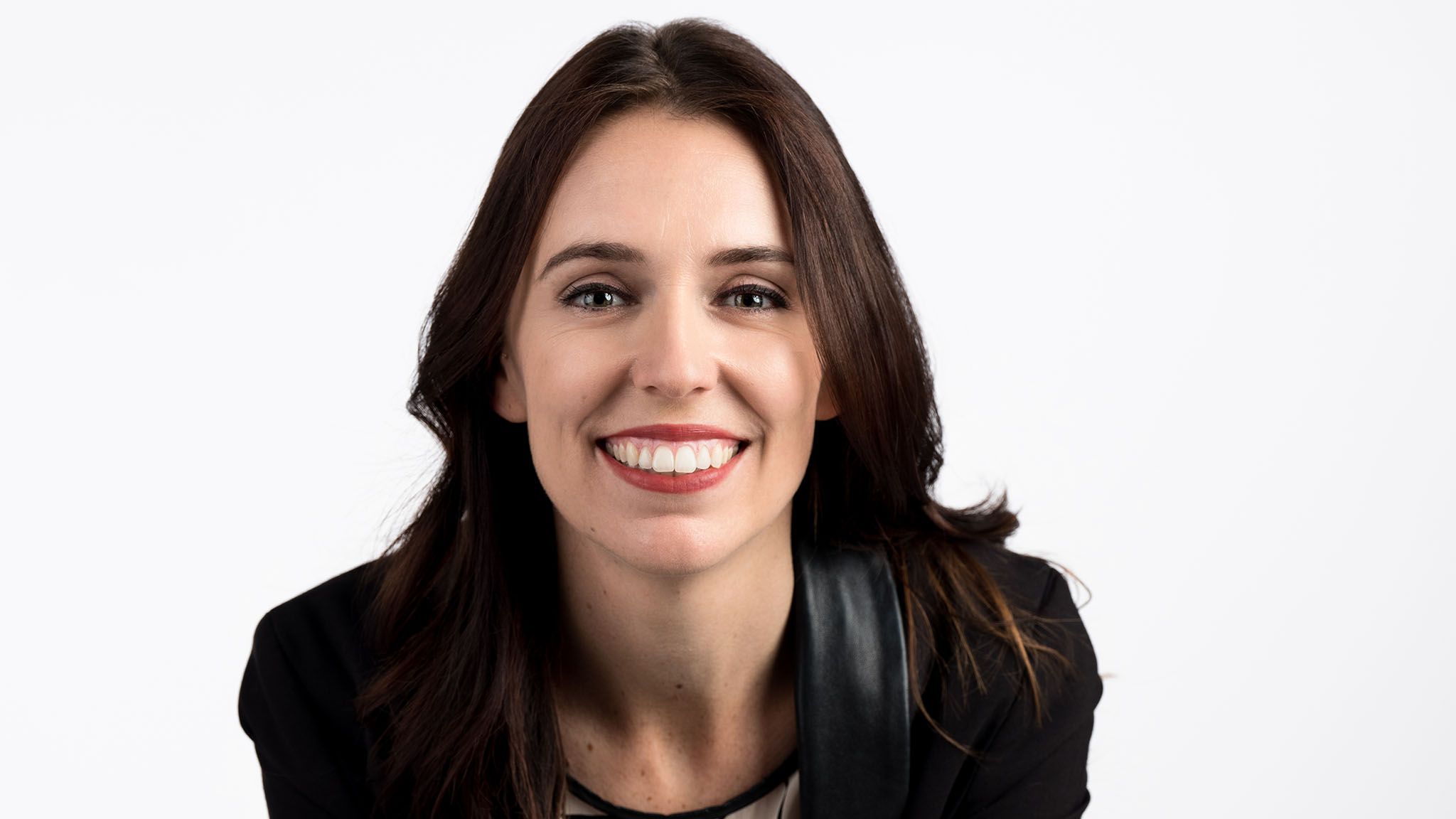 2048x1152 Jacinda Ardern Quotes Wallpaper