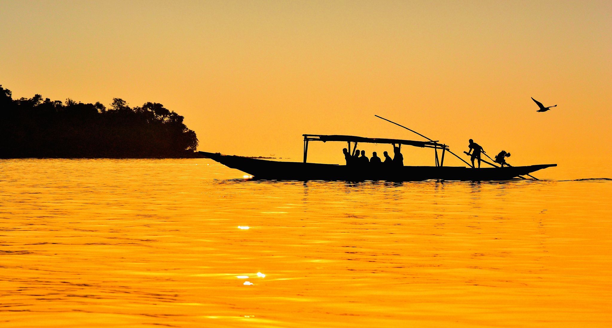 2048x1100 Discover 11 Chilka lake, Orissa and chilika lake ideas. chilika lake photography, kolleru lake in andhra pradesh, khecheopalri lake image and more