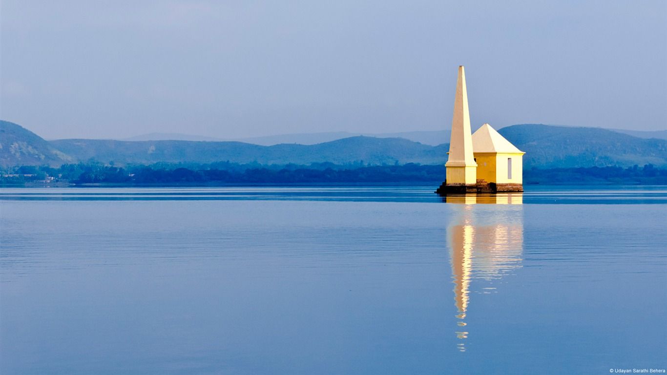1366x768 Breakfast Island Chilika Lake Windows 10 HD Wallpaper