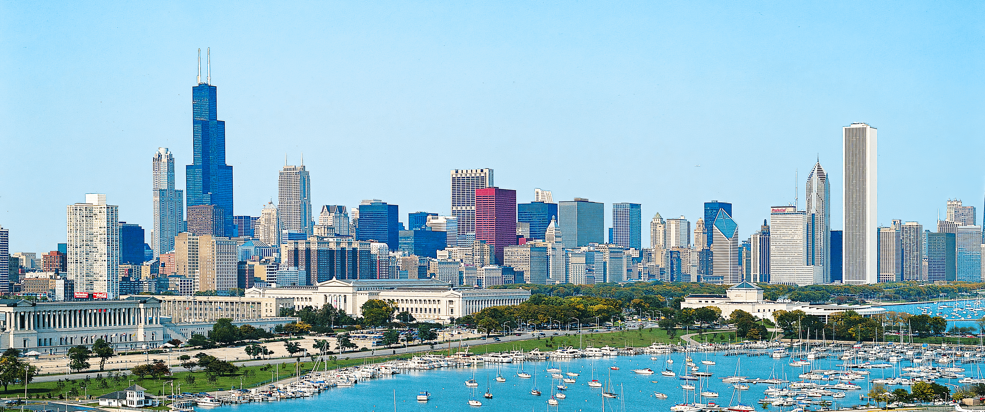 3440x1440 Pre 2000s Chicago And A Blue Skyline [3440x1440]