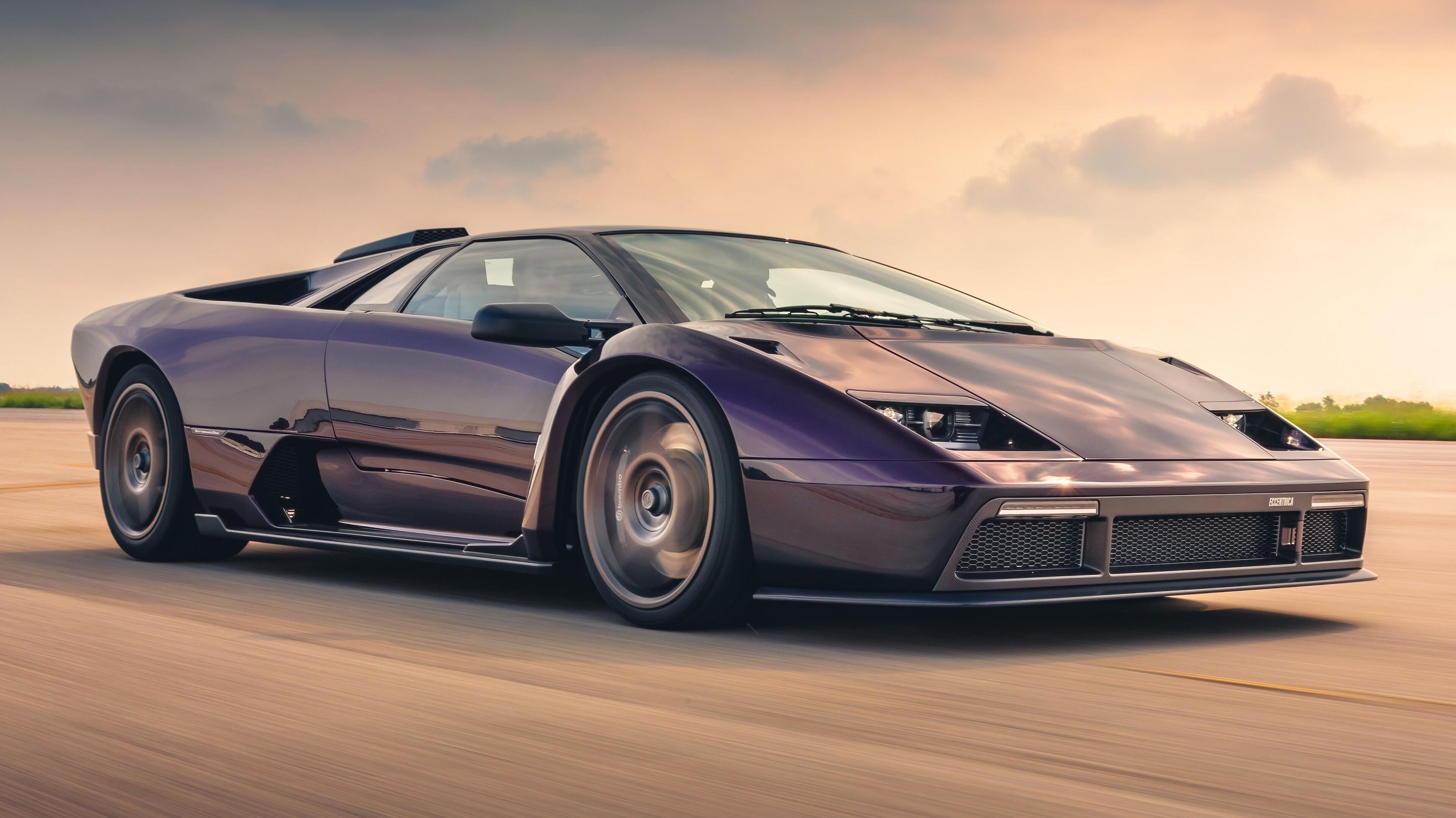 3840x2159 Have we reached restomod perfection in the Eccentrica Diablo and Nardone 928?
