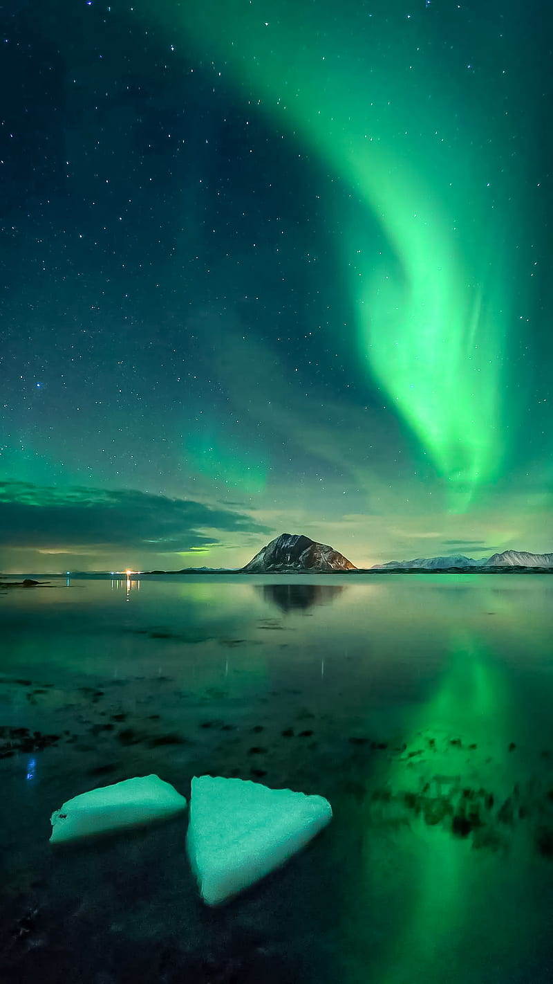 800x1422 Green sky, aurora, borealis, cosmos, galaxy, infinity, mountain, night, HD phone wallpaper