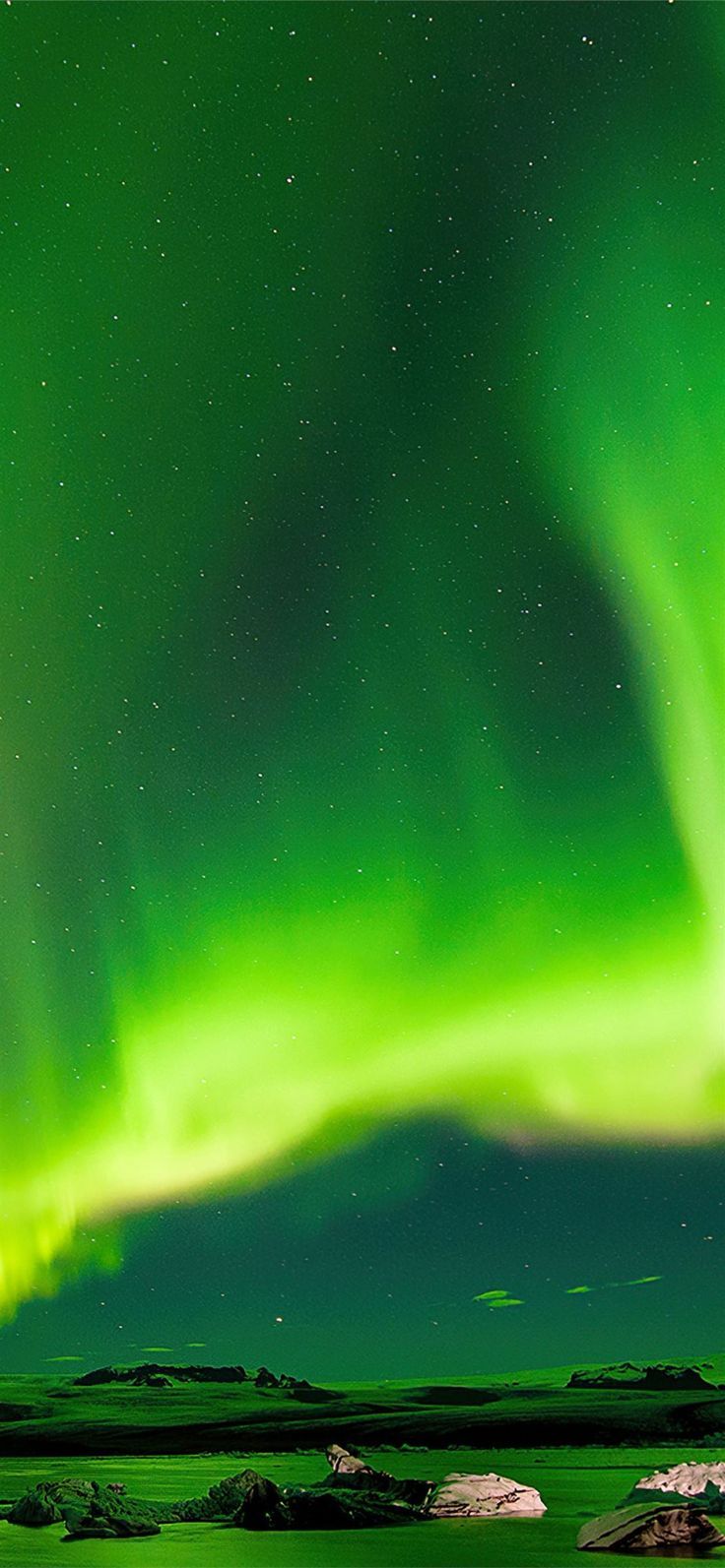 736x1593 aurora green bliss 4k iPhone X Wallpaper