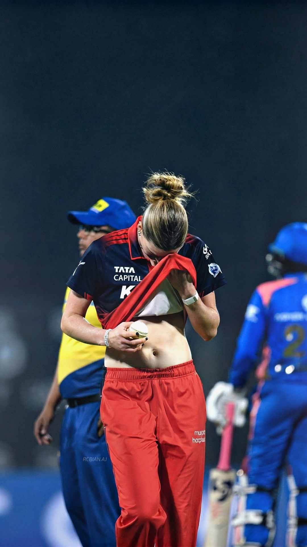 1080x1920 See Picture: RCB Star Lauren Bell, the Bowling Sensation of WPL 2026