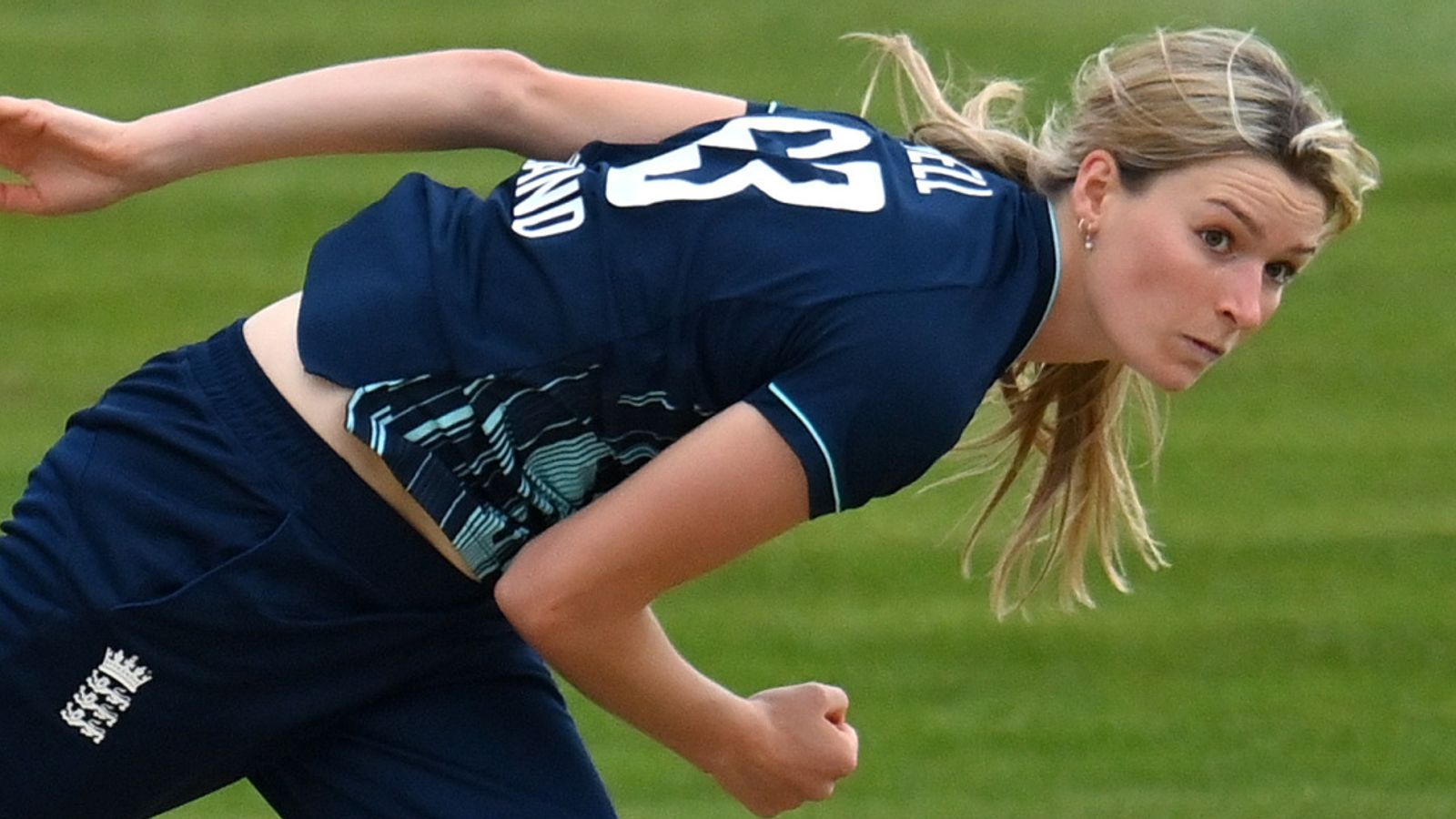 1600x900 Lauren Bell Can Become Leader Of England Bowling Attack, Says Team Mate Sophia Dunkley