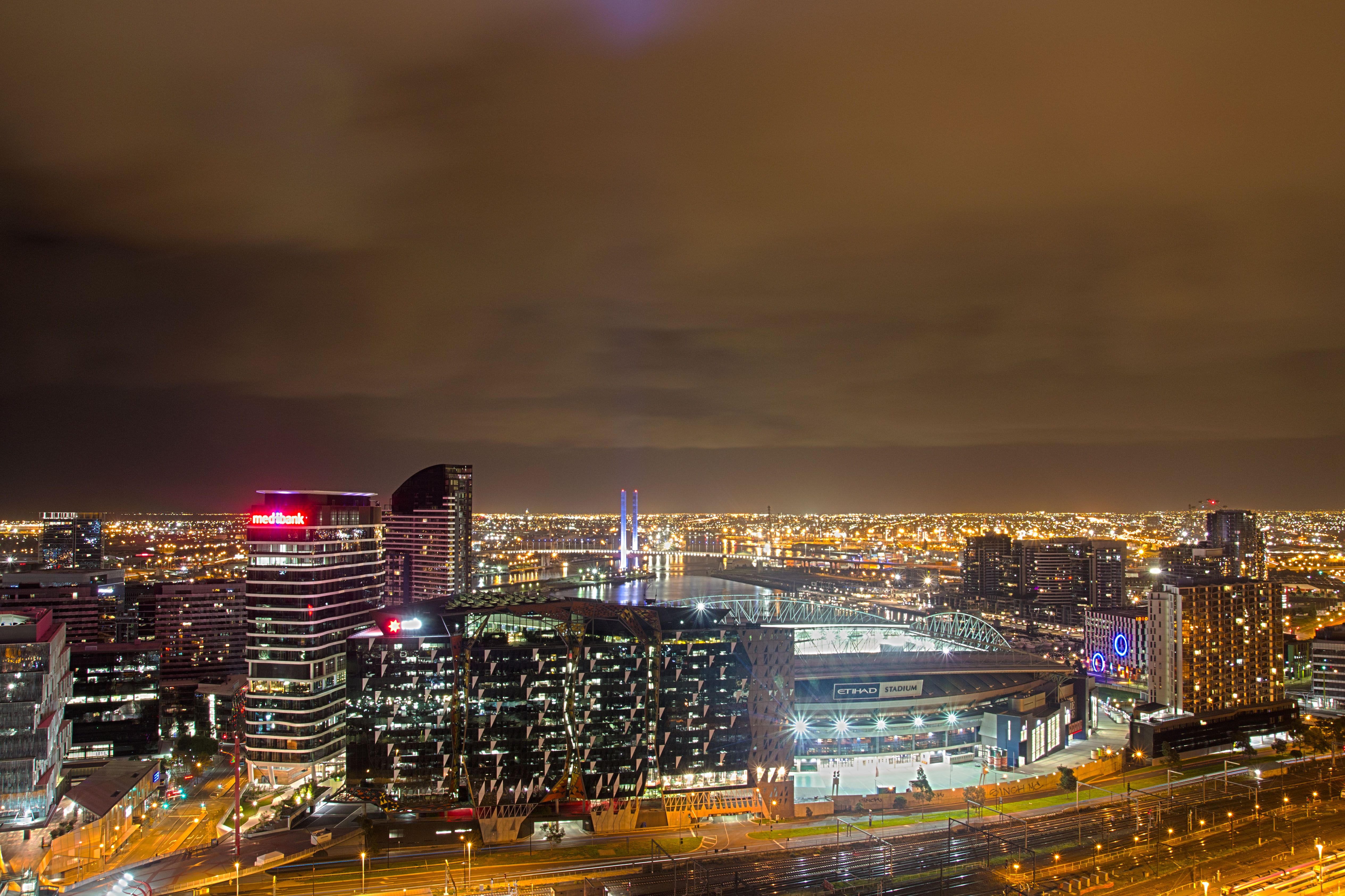 5058x3372 Download Building Horizon Cityscape Light Night Sky England Man Made Manchester 4k Ultra HD Wallpaperx3372