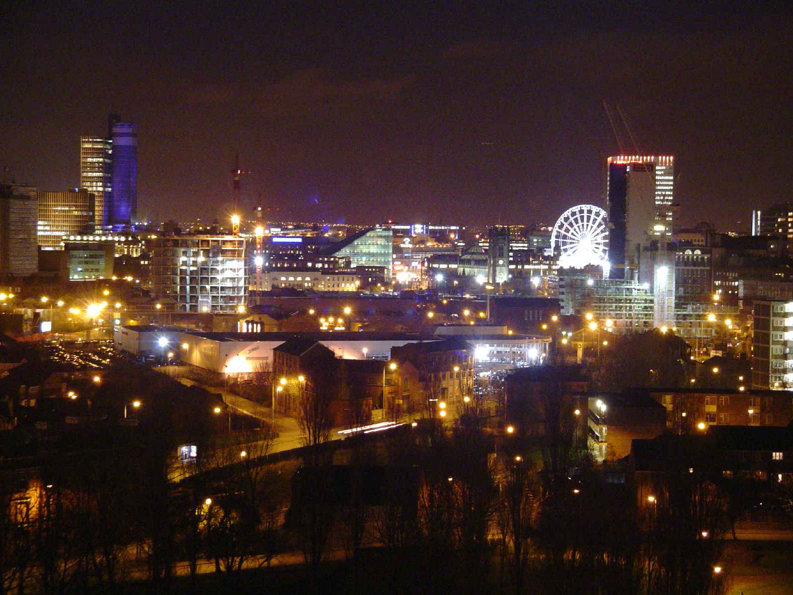 1600x1200 Manchester skyline from tower