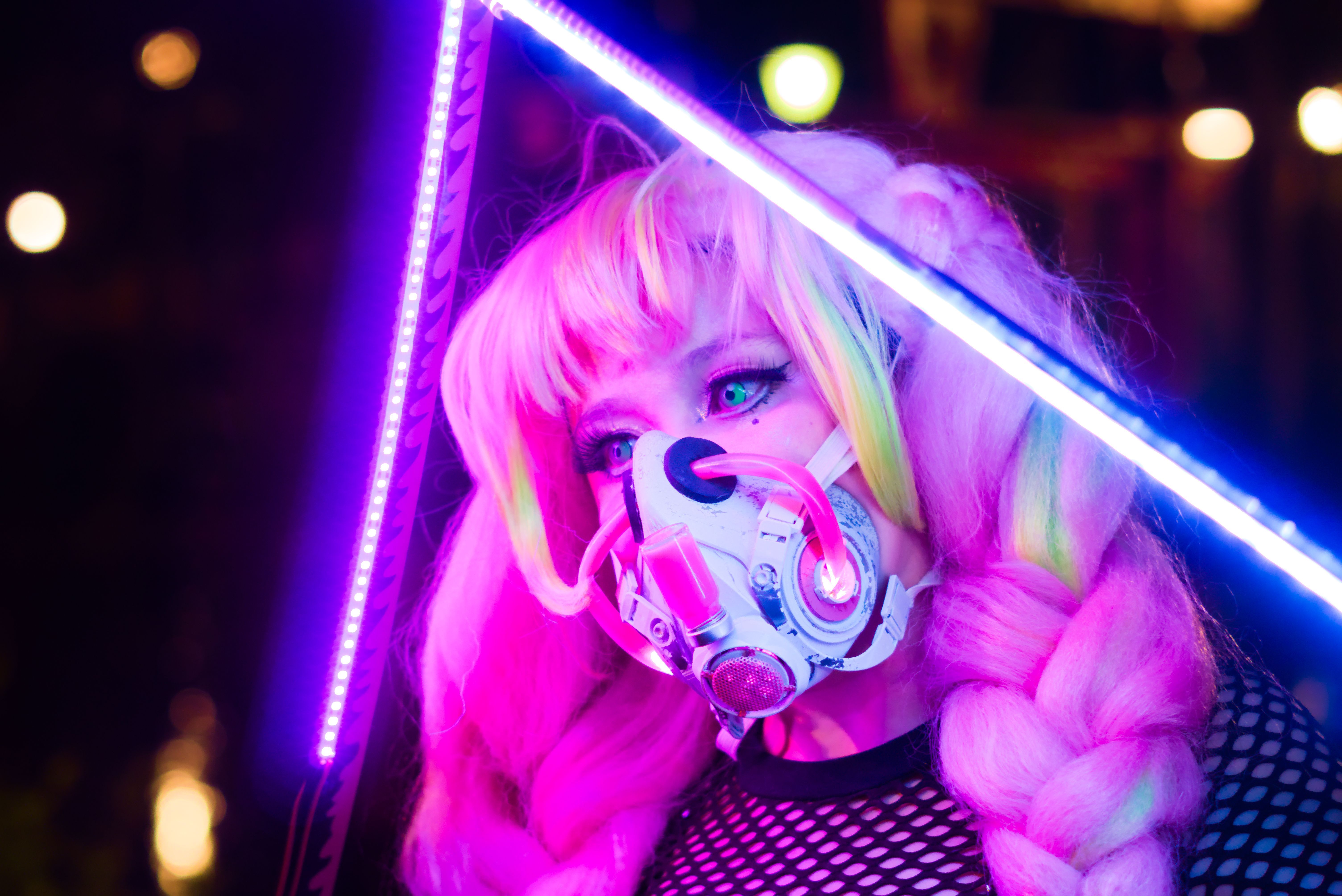 6016x4016 Vibrant Cyberpunk Cosplay in Neon Lights · Free
