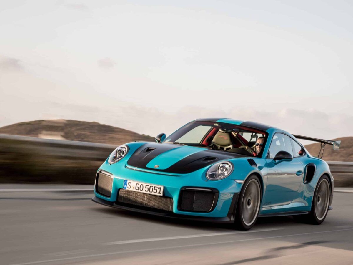 1200x900 Porsche 911 991 GT2 RS Miami Blue (1)