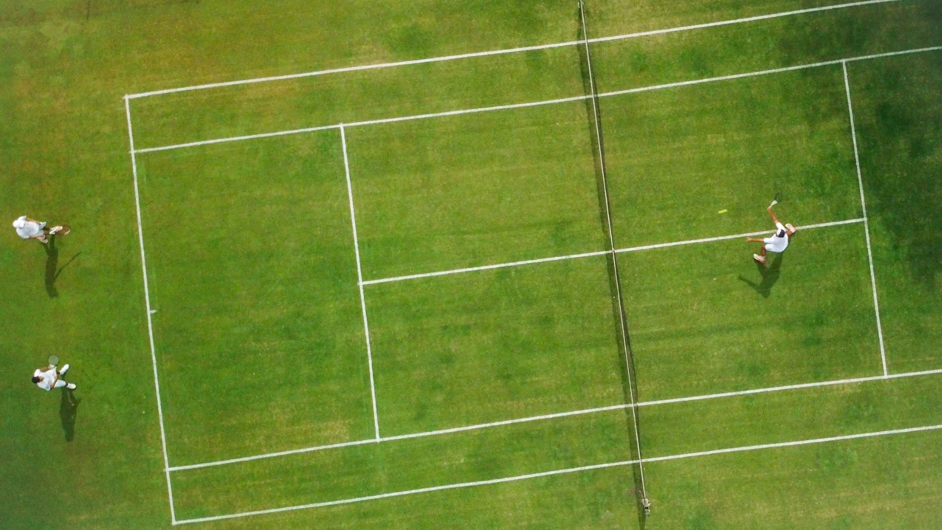 1920x1080 Galzignano Tennis Club clay courts and a magnificent Wimbledon natural grass court