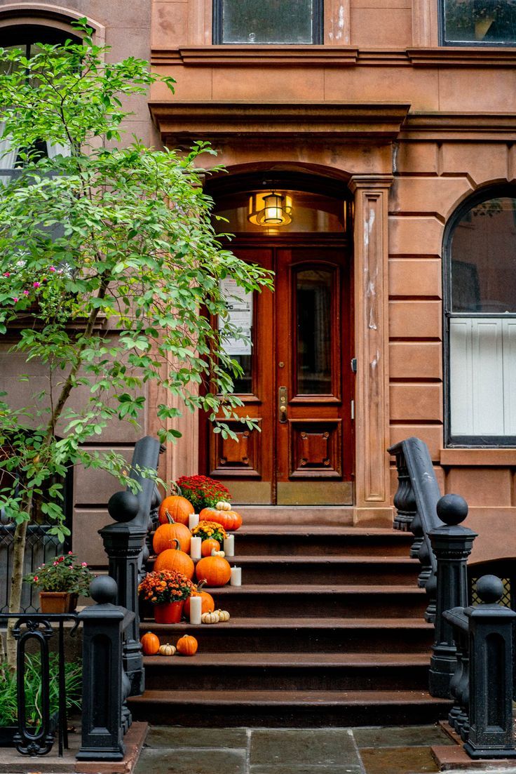 736x1103 The Charming West Village in Autumn (Photo Journal)