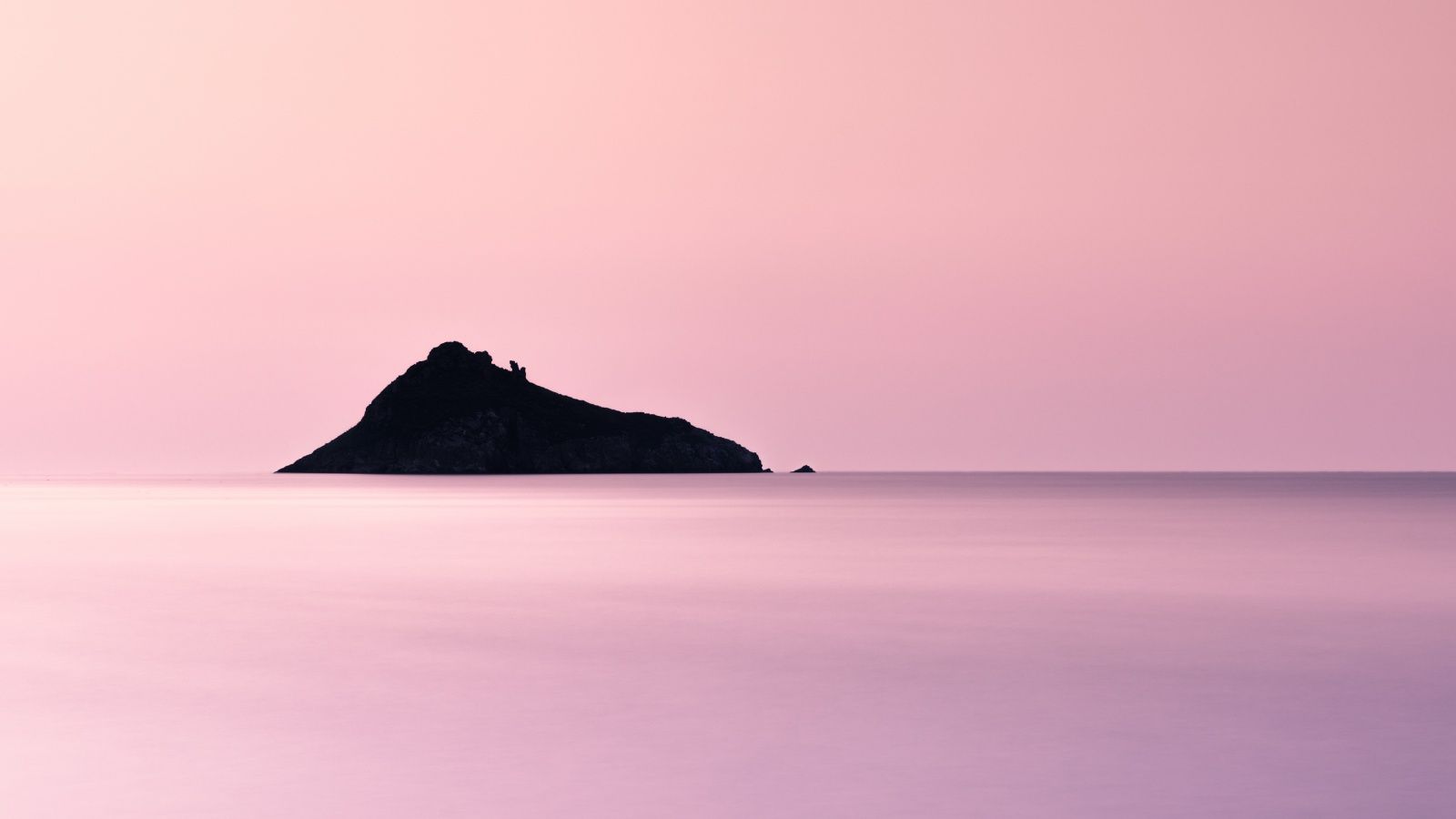 1600x900 Pink Sea Aesthetic 4K UHD Wallpaper for UltraHD Desktop and TV : Widescreen and UltraWide Display : Dual Monitor : Smartphone and Tablet Devices