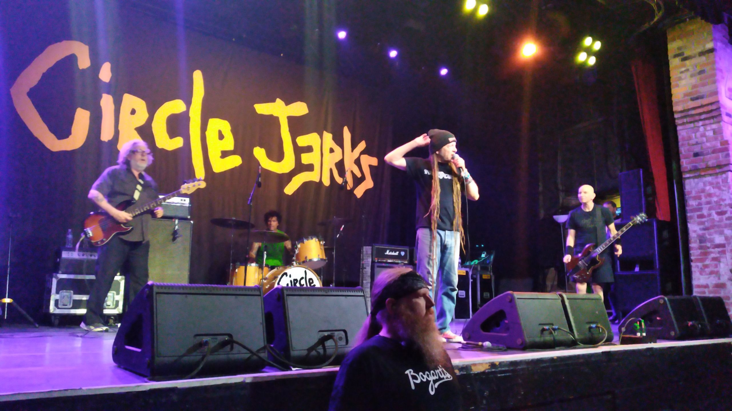 2560x1440 Finally got to see Circle Jerks, T.S.O.L, and Negative Offset last night!