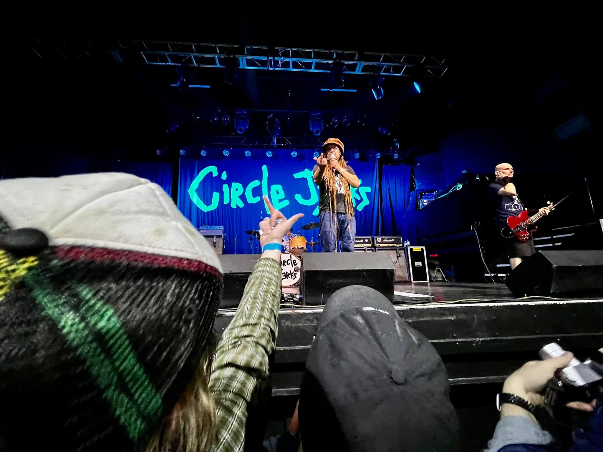 2048x1536 Saw the Circle Jerks on Thursday and I got a special moment between me and Keith captured by a guy I was friendly with in the crowd. I decided to make a
