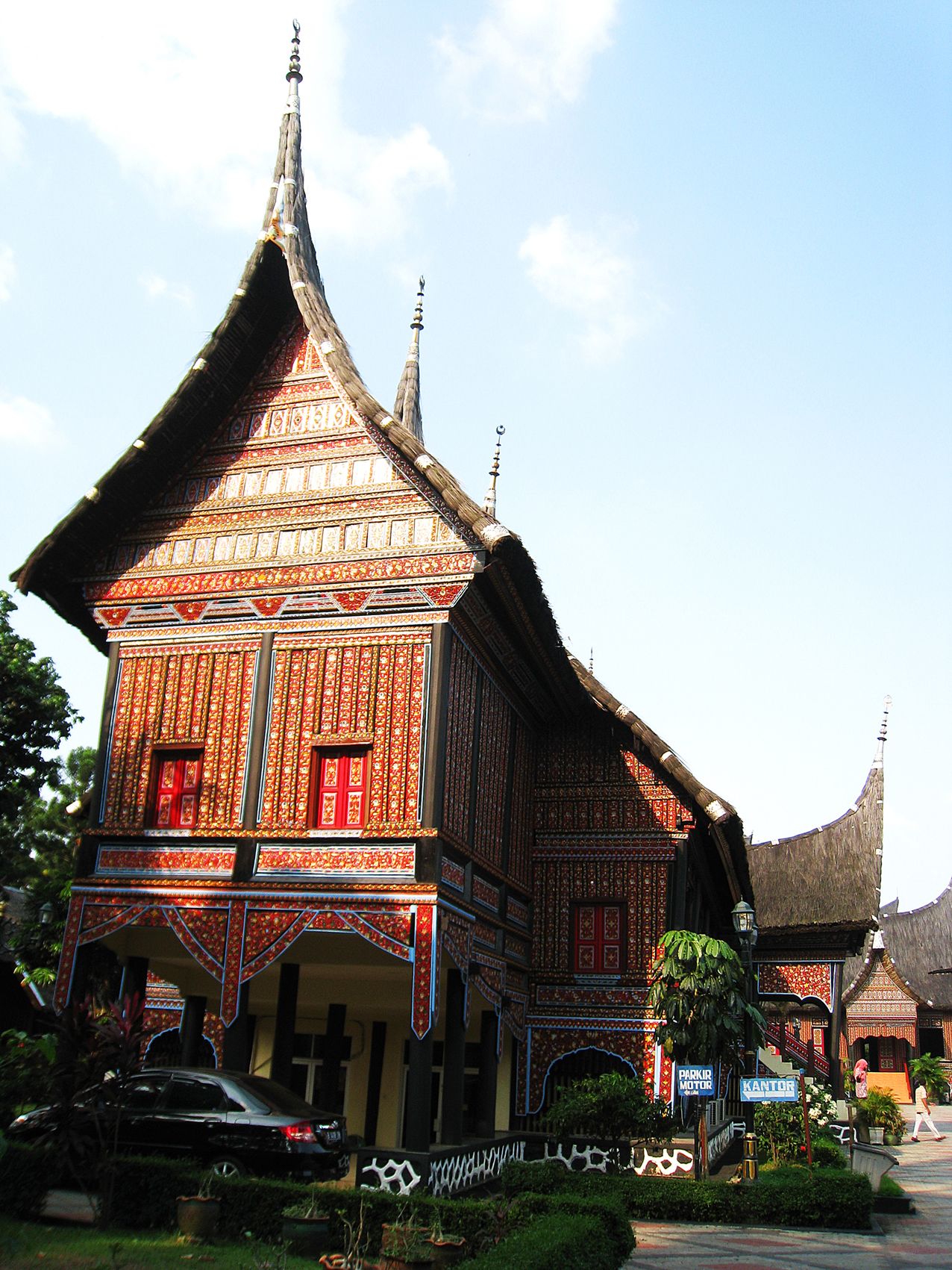 1276x1701 TMII Rumah Gadang West