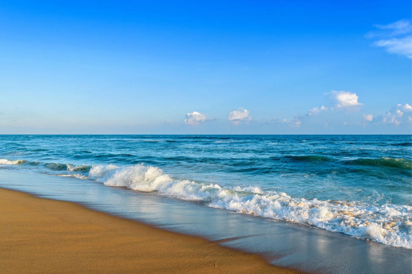 1440x960 Model Beach Puri (Location, Activities, Night Life, Image, Facts & Things to do)