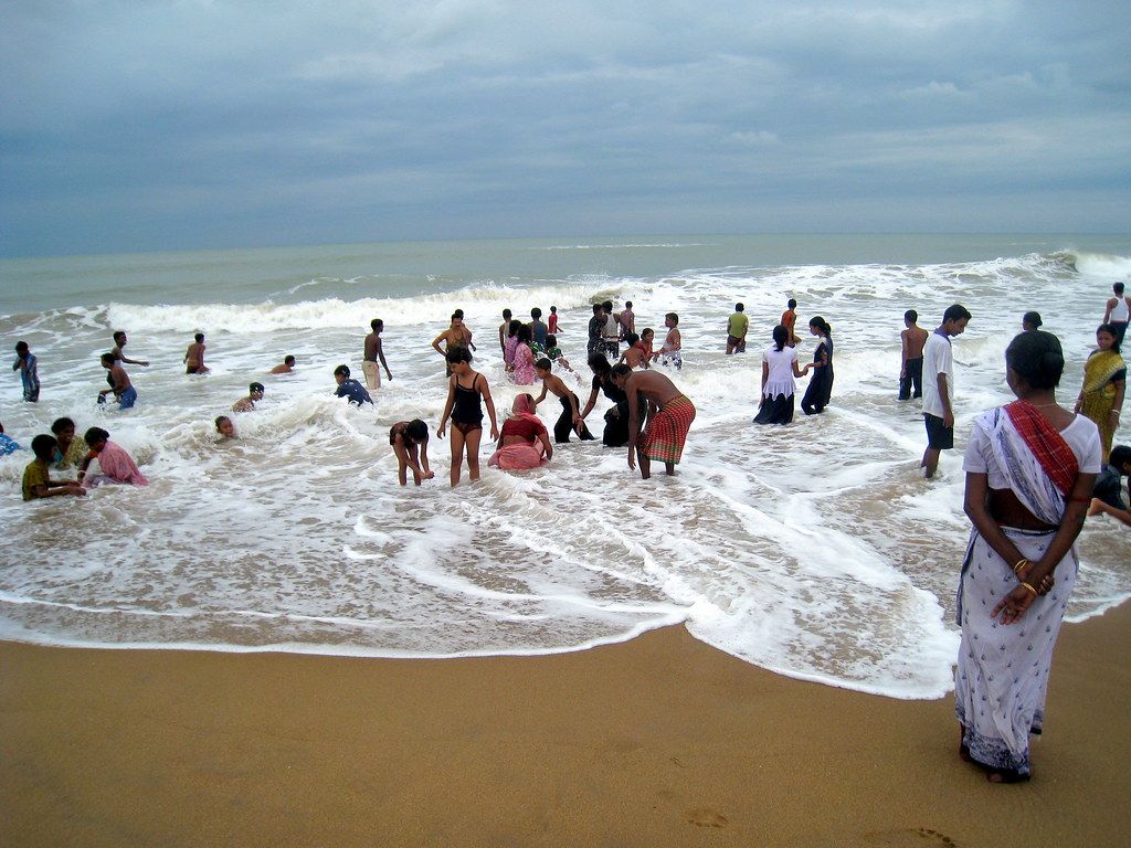 1024x768 Puri beach
