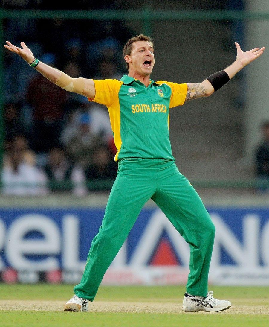 900x1093 Cricket Bowling Wallpaper