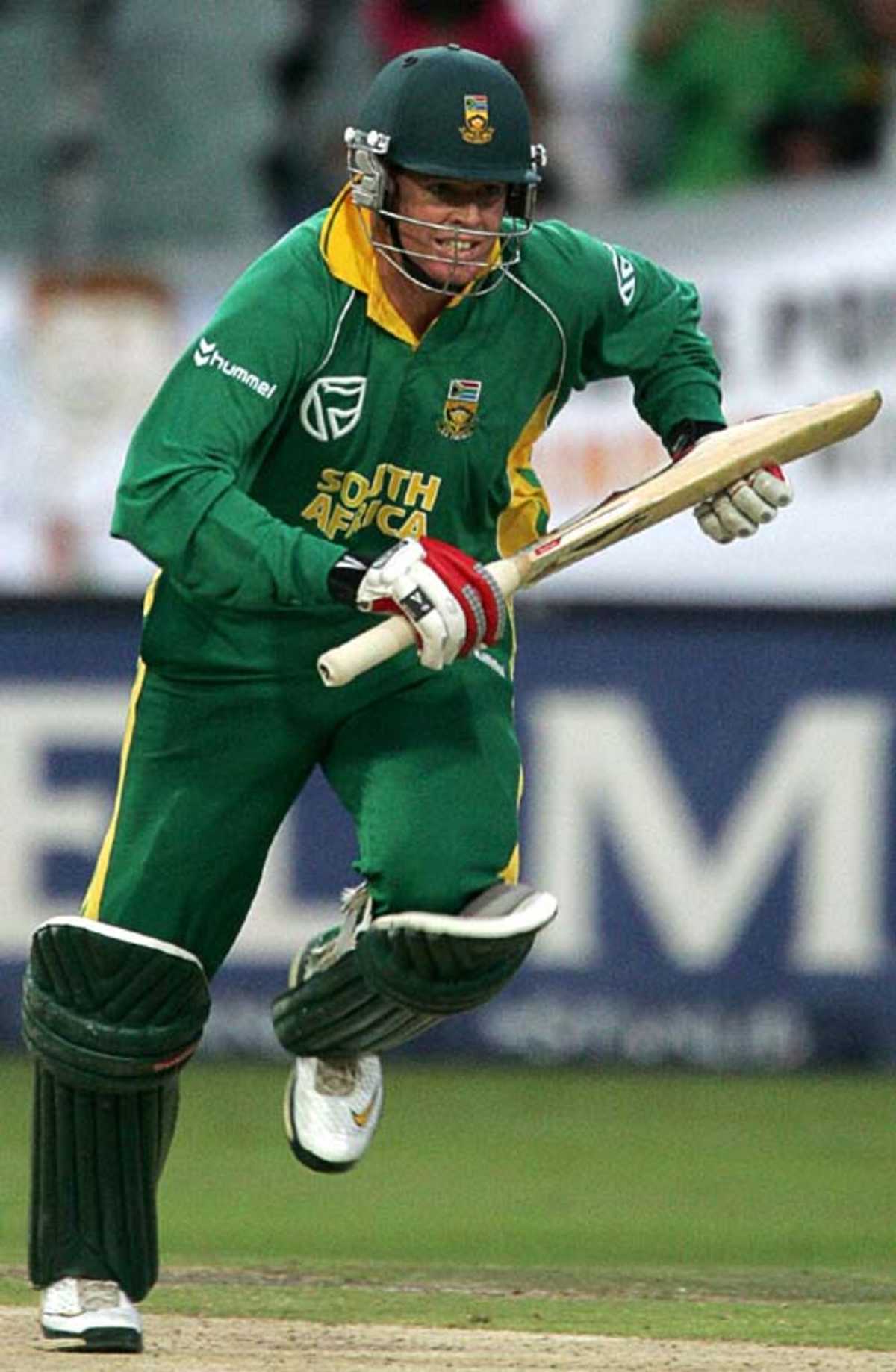 1200x1838 Shaun Pollock Photo. Image Gallery and Match Picture
