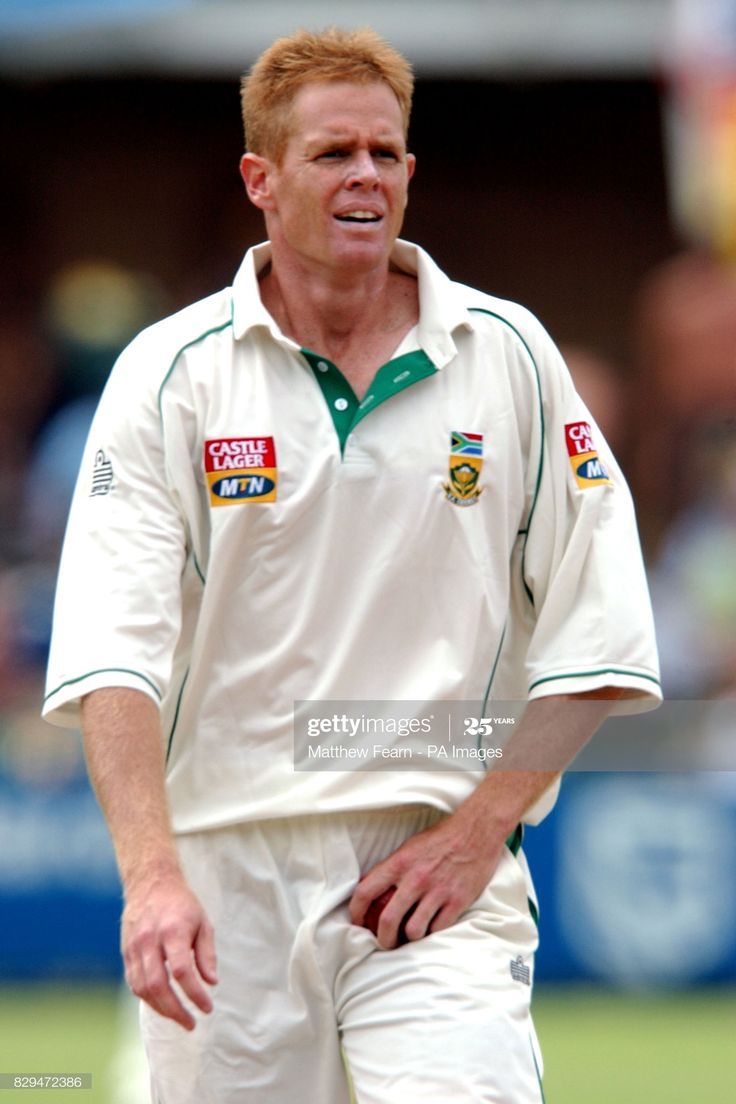 736x1104 Shaun Pollock, South Africa