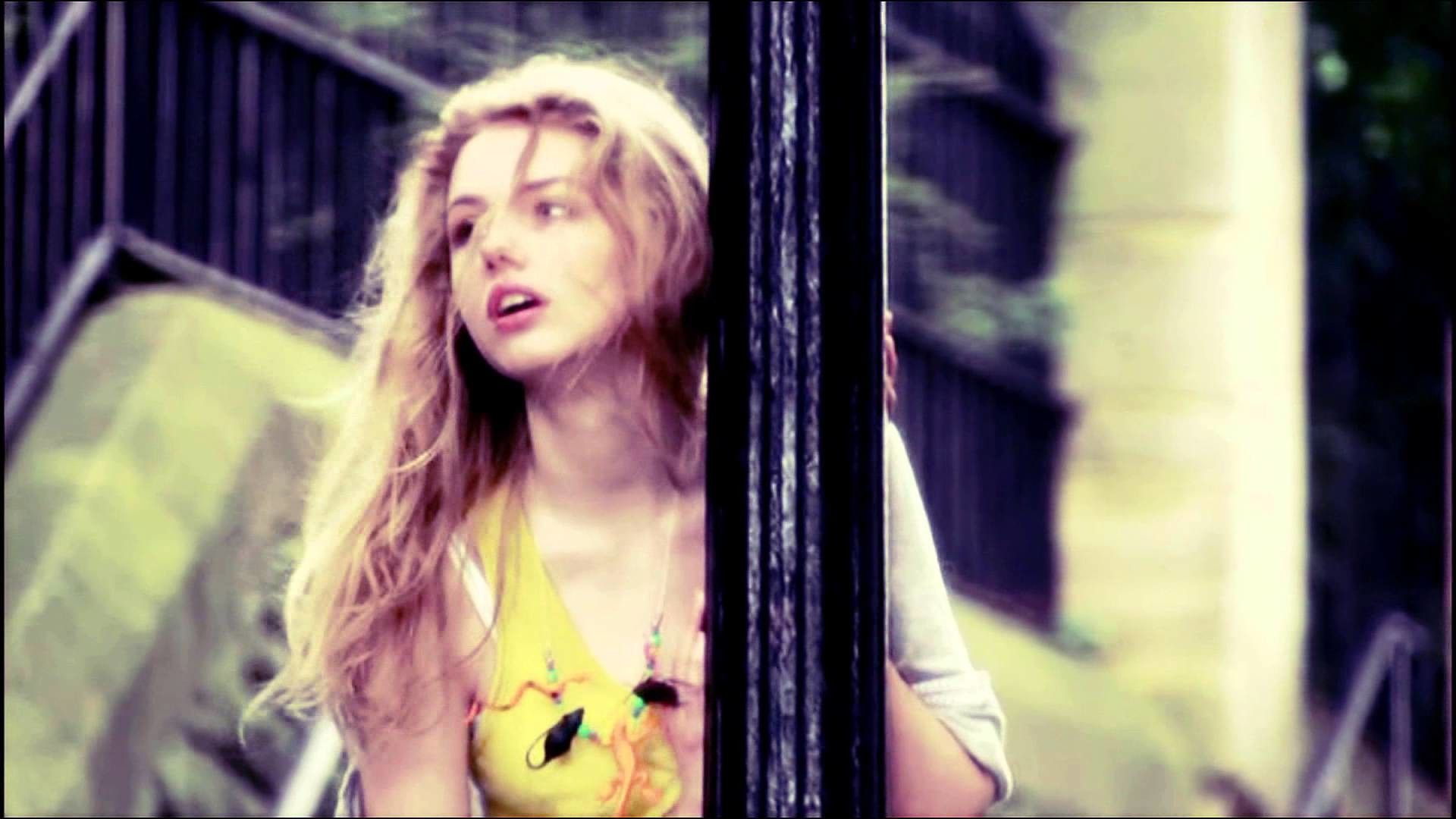 1920x1080 Cassie Ainsworth Wallpaper