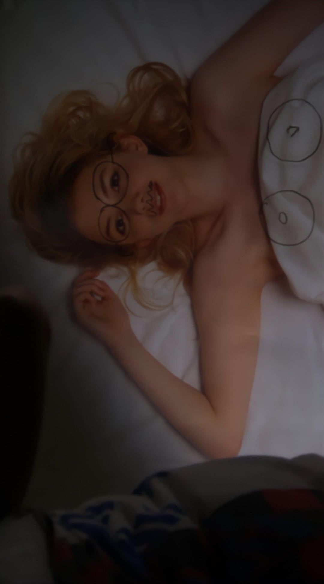 1080x1945 Cassie posters in the sid room
