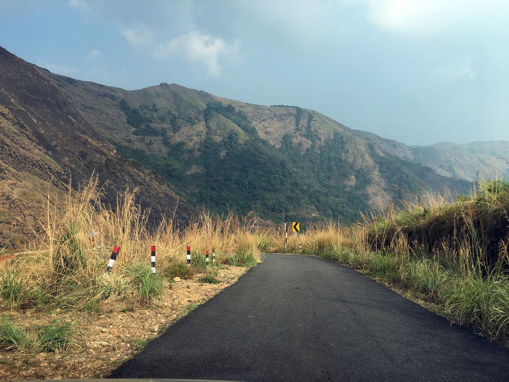 1024x768 Vagamon Place like Desktop Wallpaper