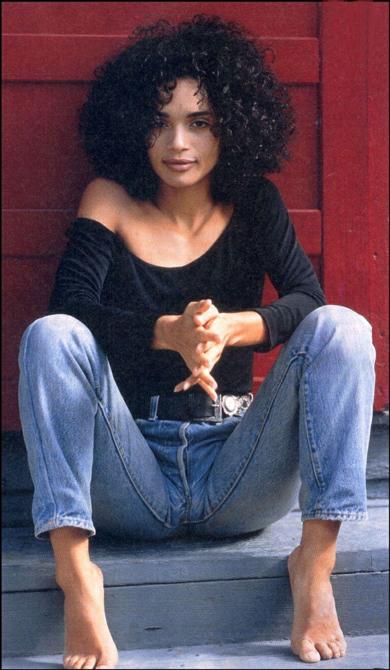 767x1316 Lisa Bonet Wallpaper