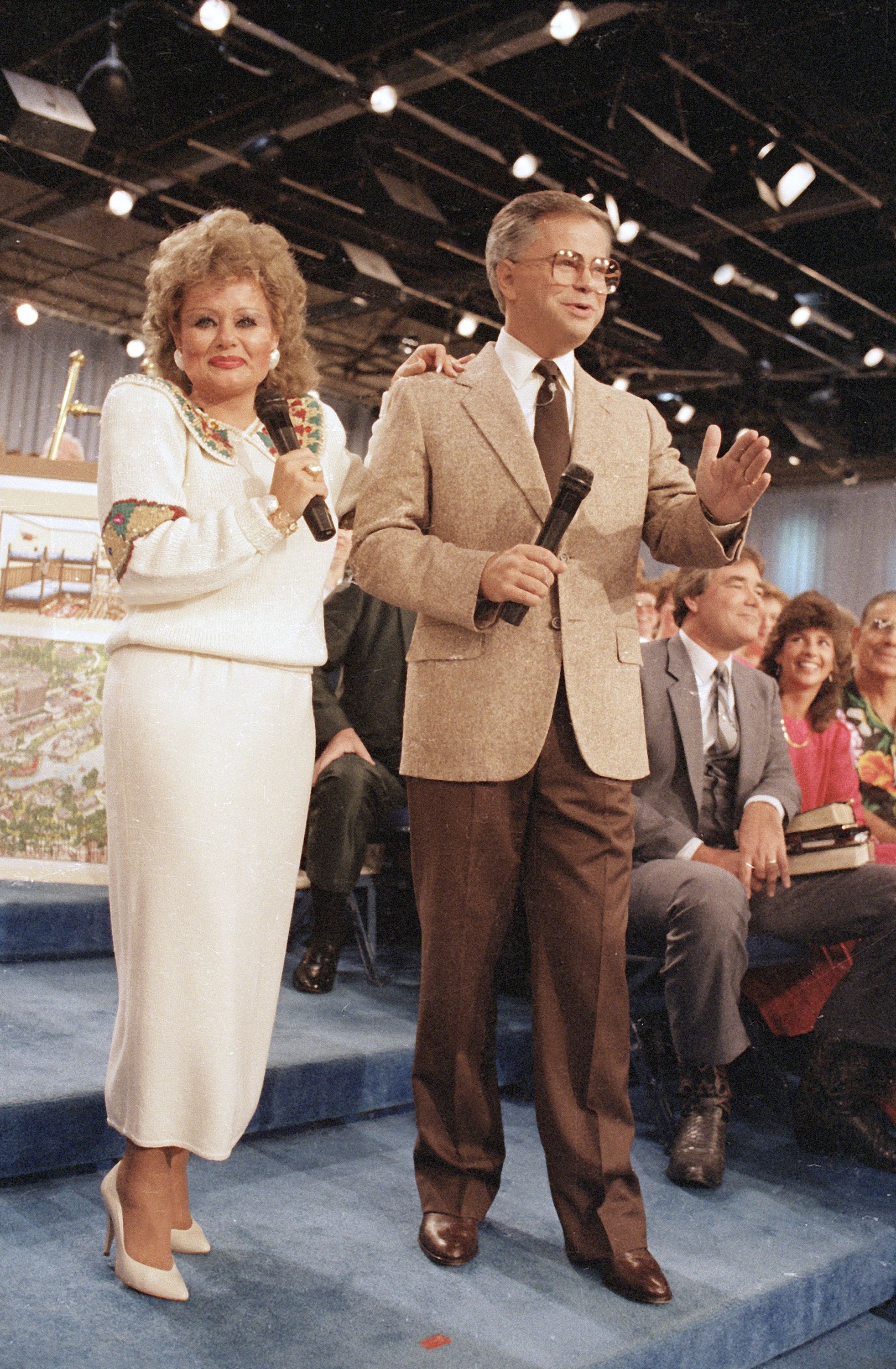 1964x3000 Iconic Photo of Tammy Faye Bakker Throughout the Years