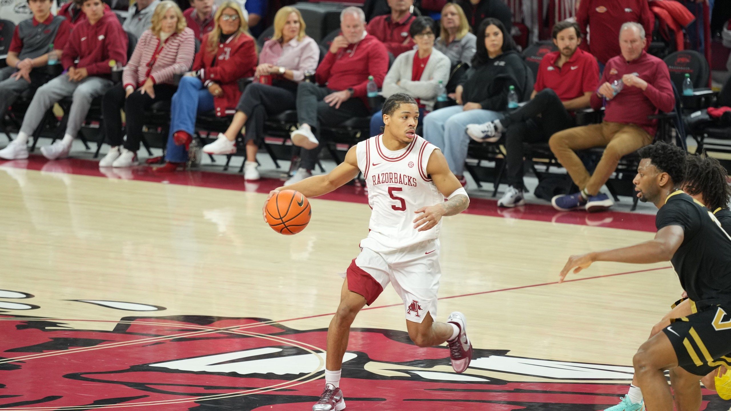 2560x1440 Darius Acuff Jr. Ties SEC Record with 6th Freshman of the Week Honor