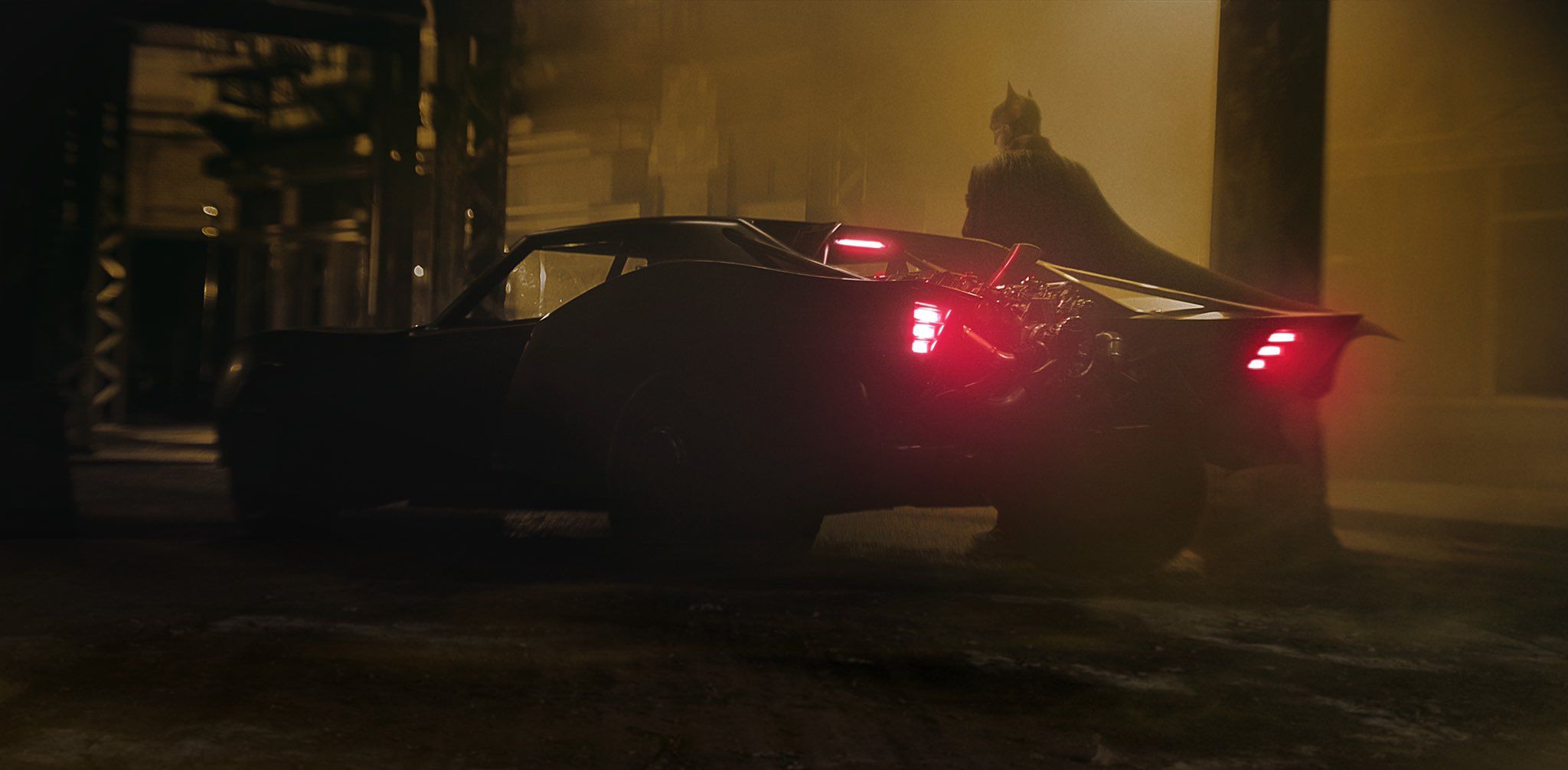 2048x1006 Comic, Movie and Toy news from Super Robot Mayhem