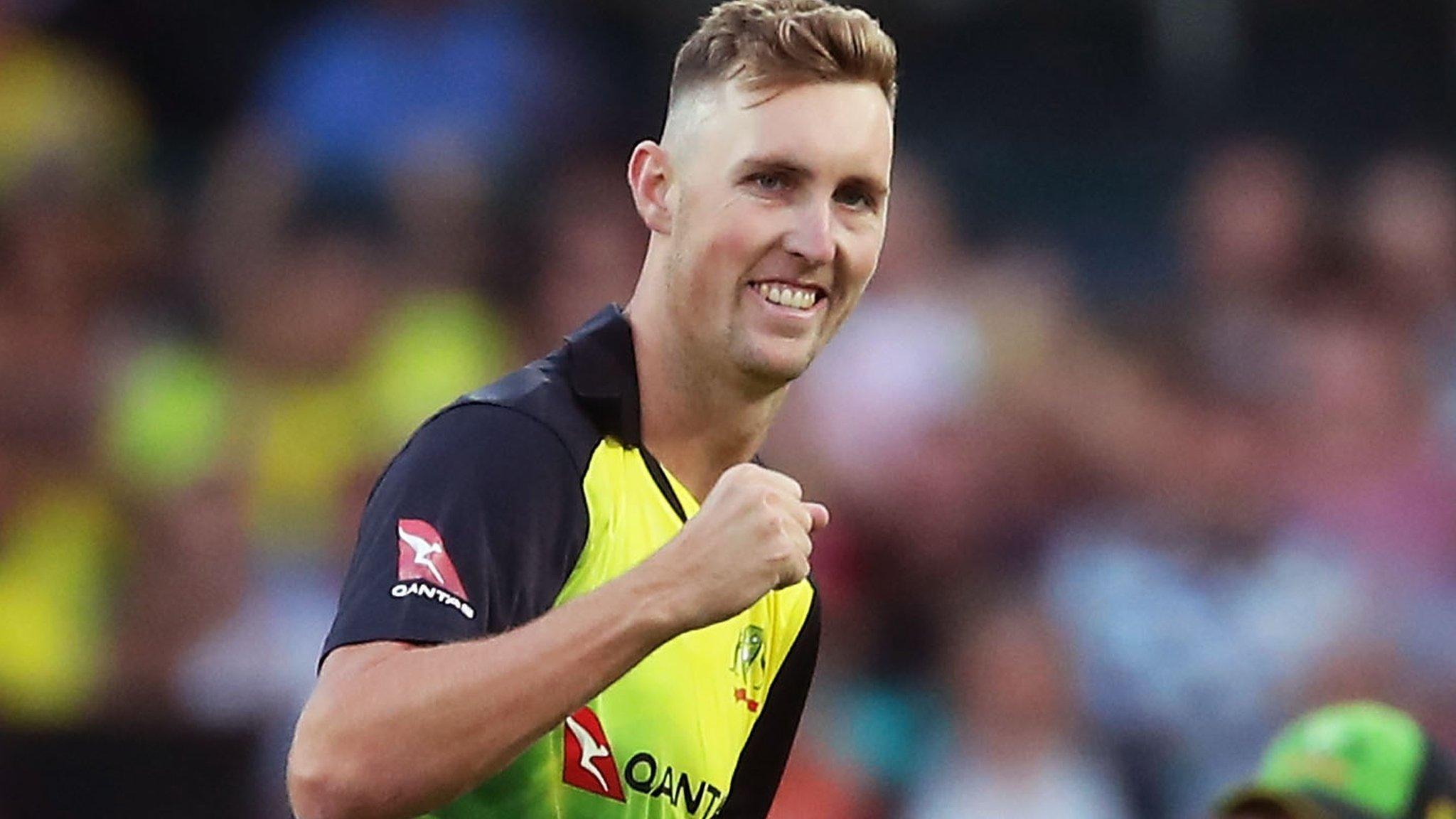 2048x1152 Hampshire sign Colin Munro and Mujeeb Ur Rahman for the T20 Blast