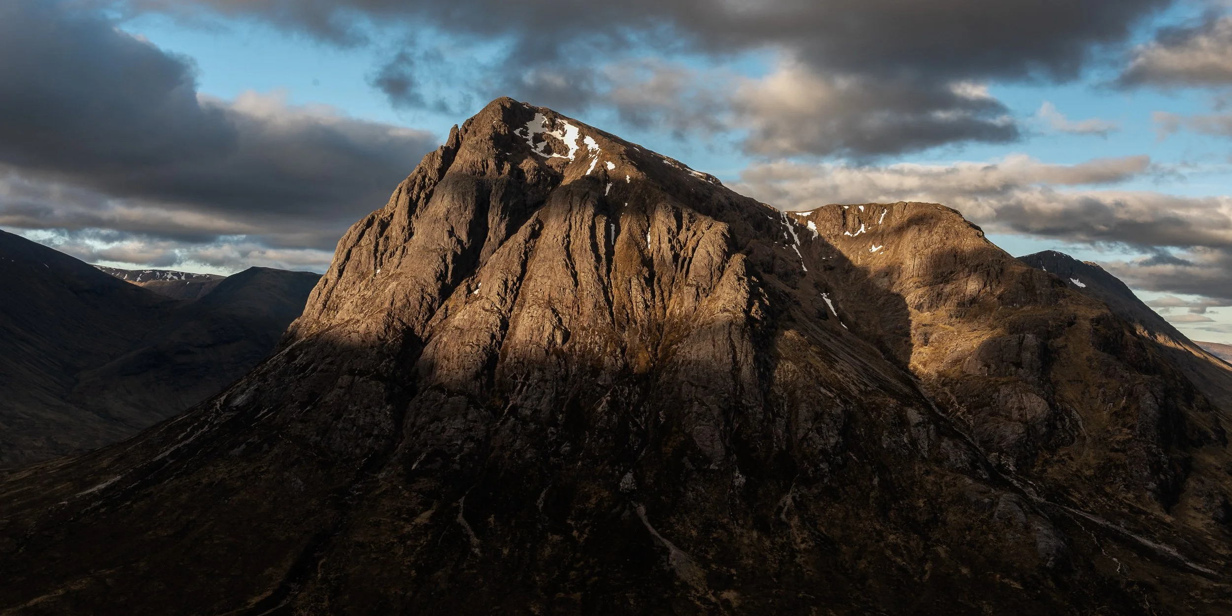 2500x1250 Buachaille Etive Mòr 0546am