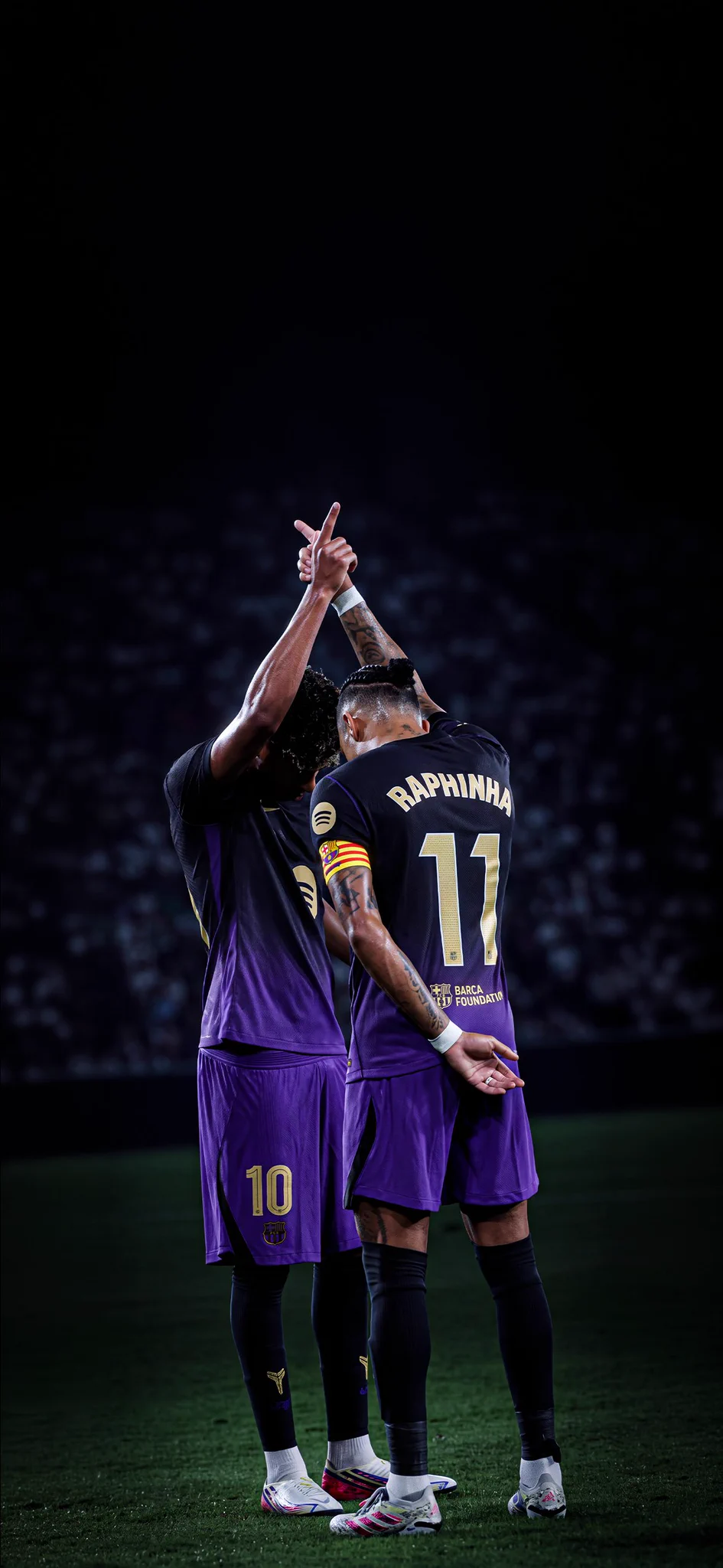 945x2048 Football Wallpaper on X: └