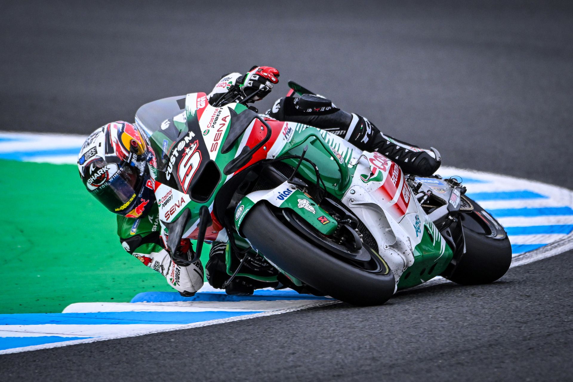 1920x1280 Johann Zarco, les photo du pilote Honda LCR dans le feu de l'action, à Motegi MotoGP Mag Sport Auto