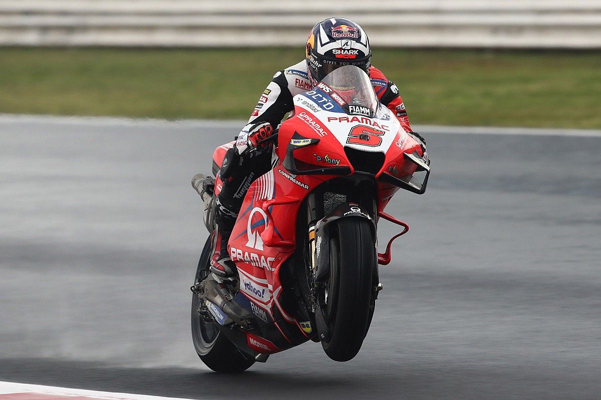 1200x800 Emilia Romagna MotoGP: Zarco tops wet FP title contenders in Q1