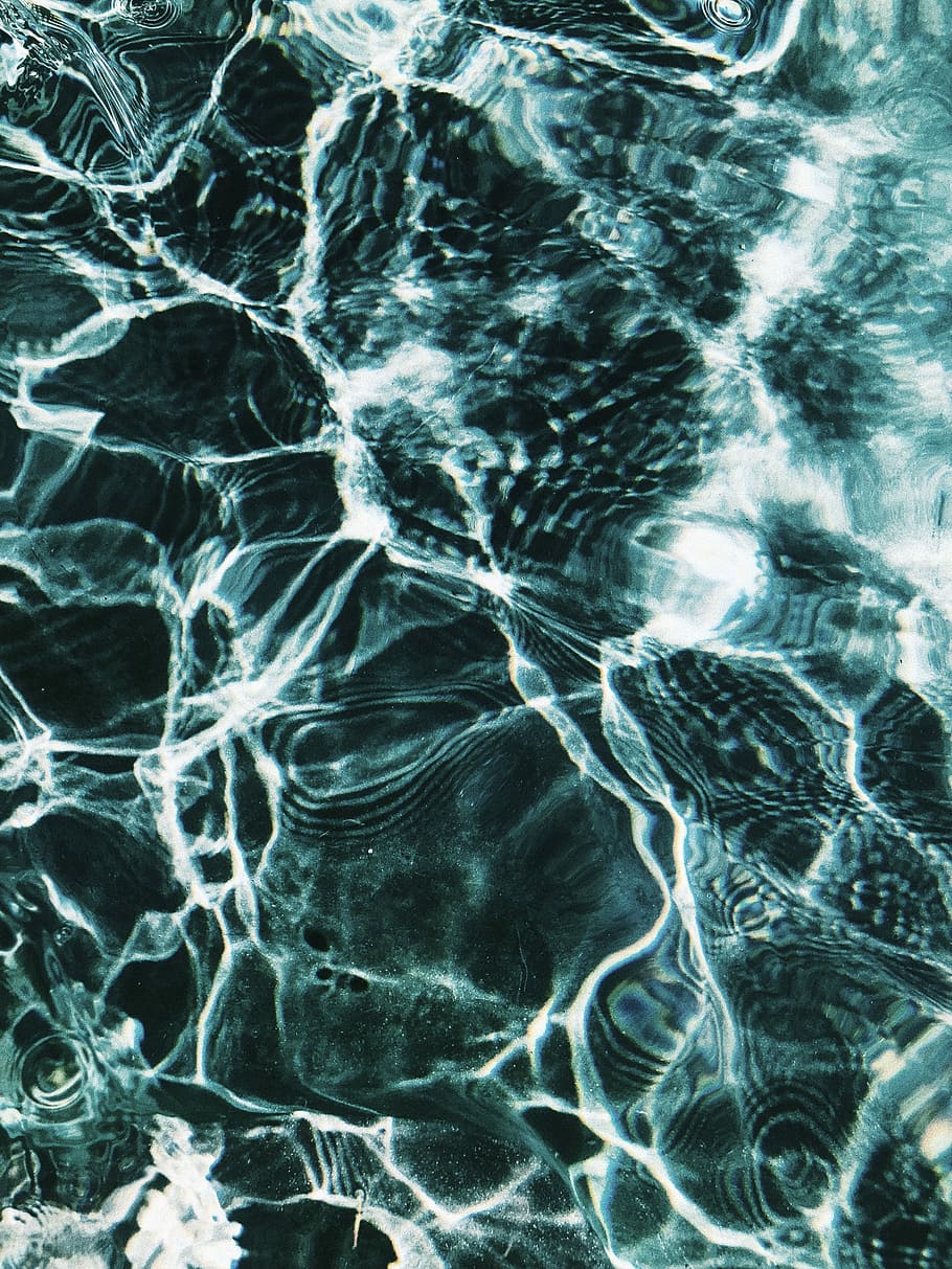 910x1213 HD wallpaper: body of water photograph, ripple, liquid, fluid, pool, close up