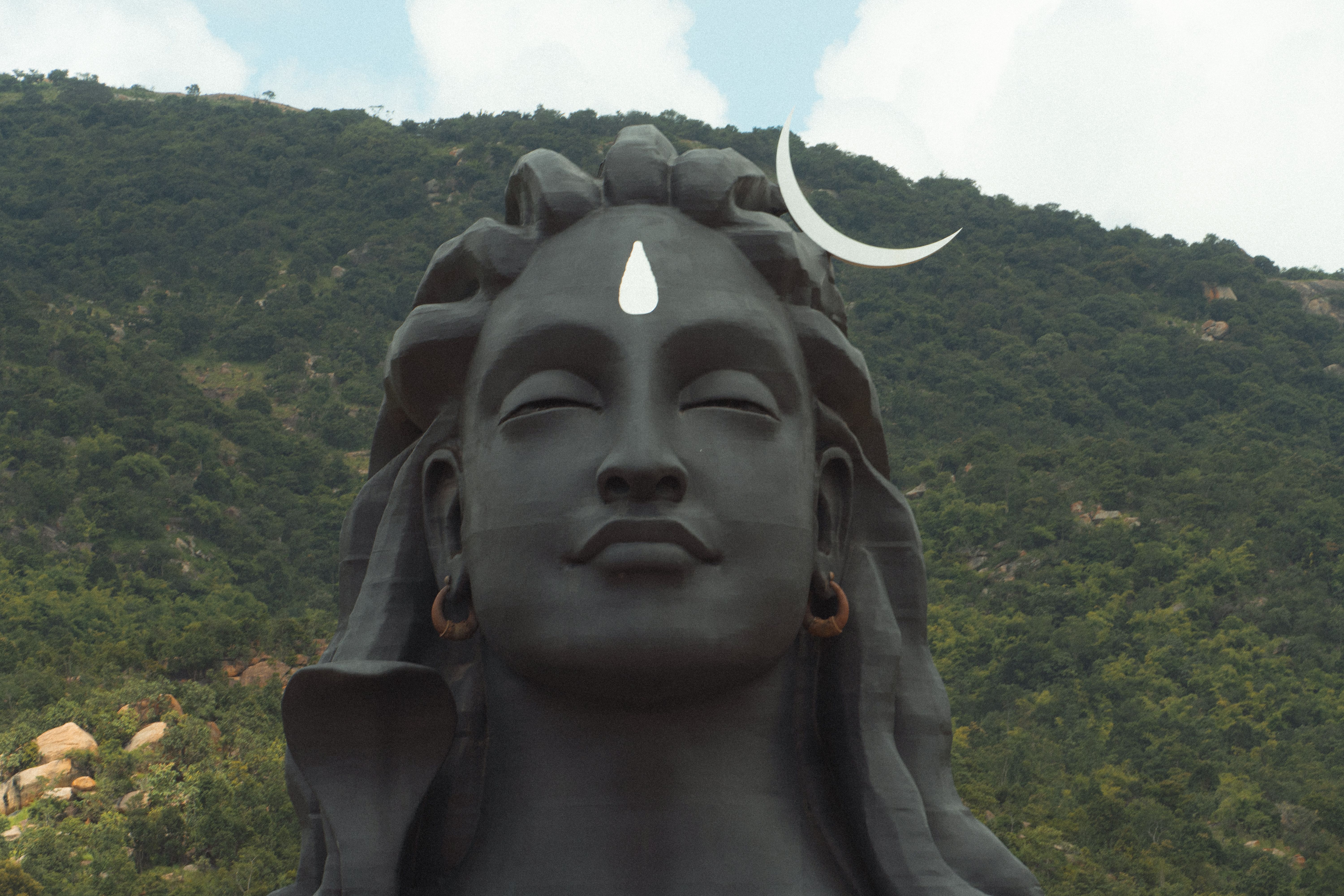 6000x4000 Adiyogi Shiva Statue in Karnataka, India · Free