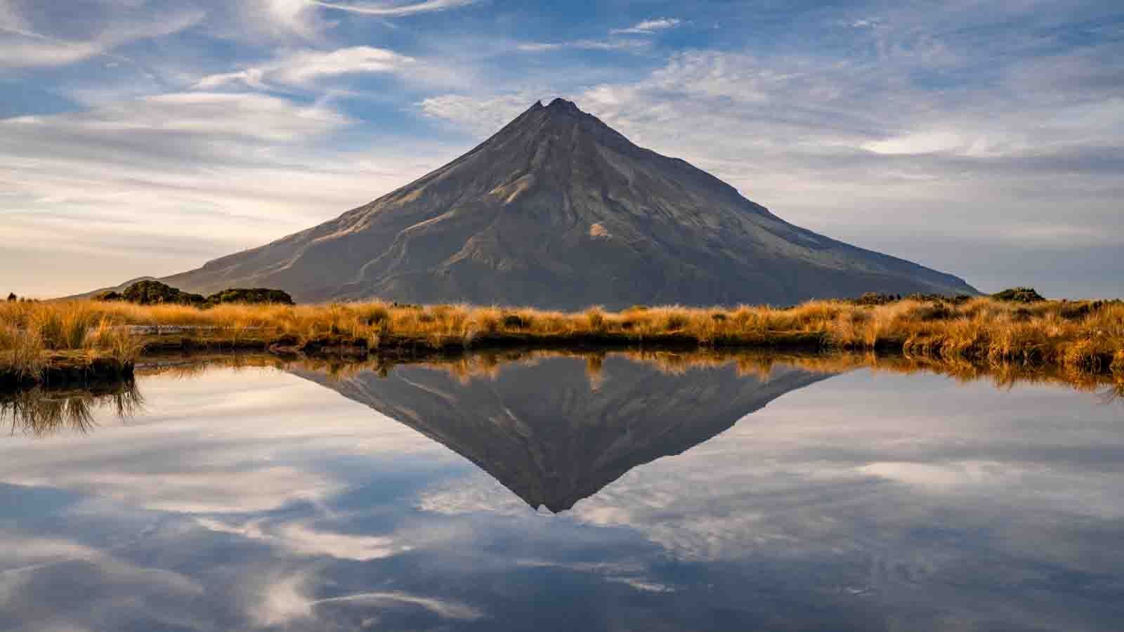 1600x900 Must Visit Locations in Taranaki, New Zealand