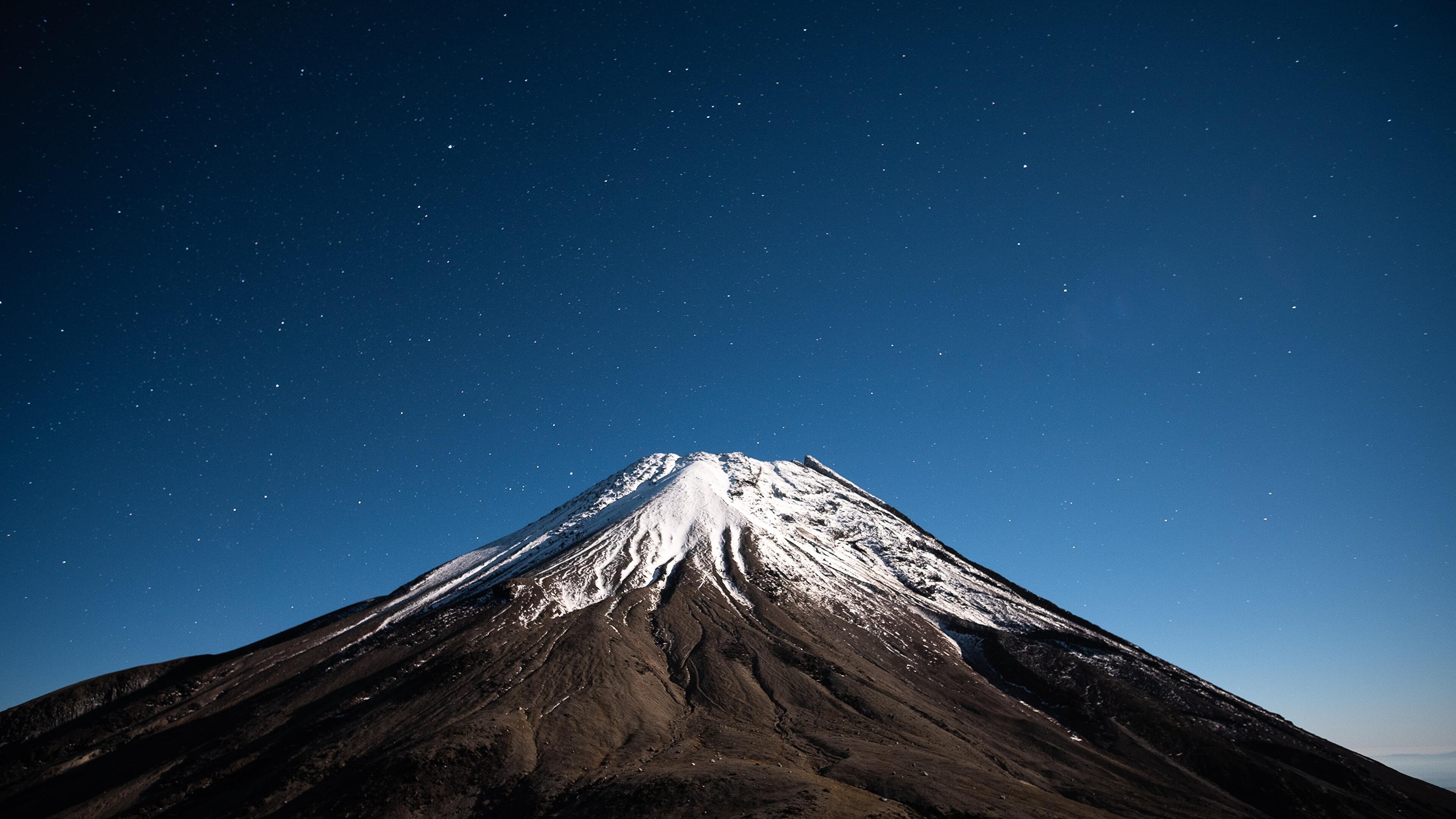 3840x2160 Mount Taranaki, New Zealand (Photo credit to Martin Schmidli) [3840 x 2160]