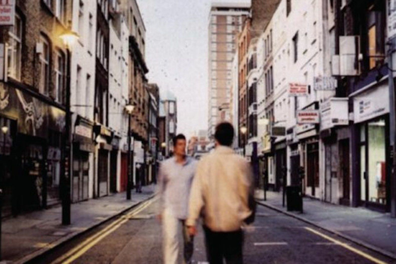 1581x1054 Oasis Detail Upcoming '(What's the Story) Morning Glory?' Reissue Out This Fall