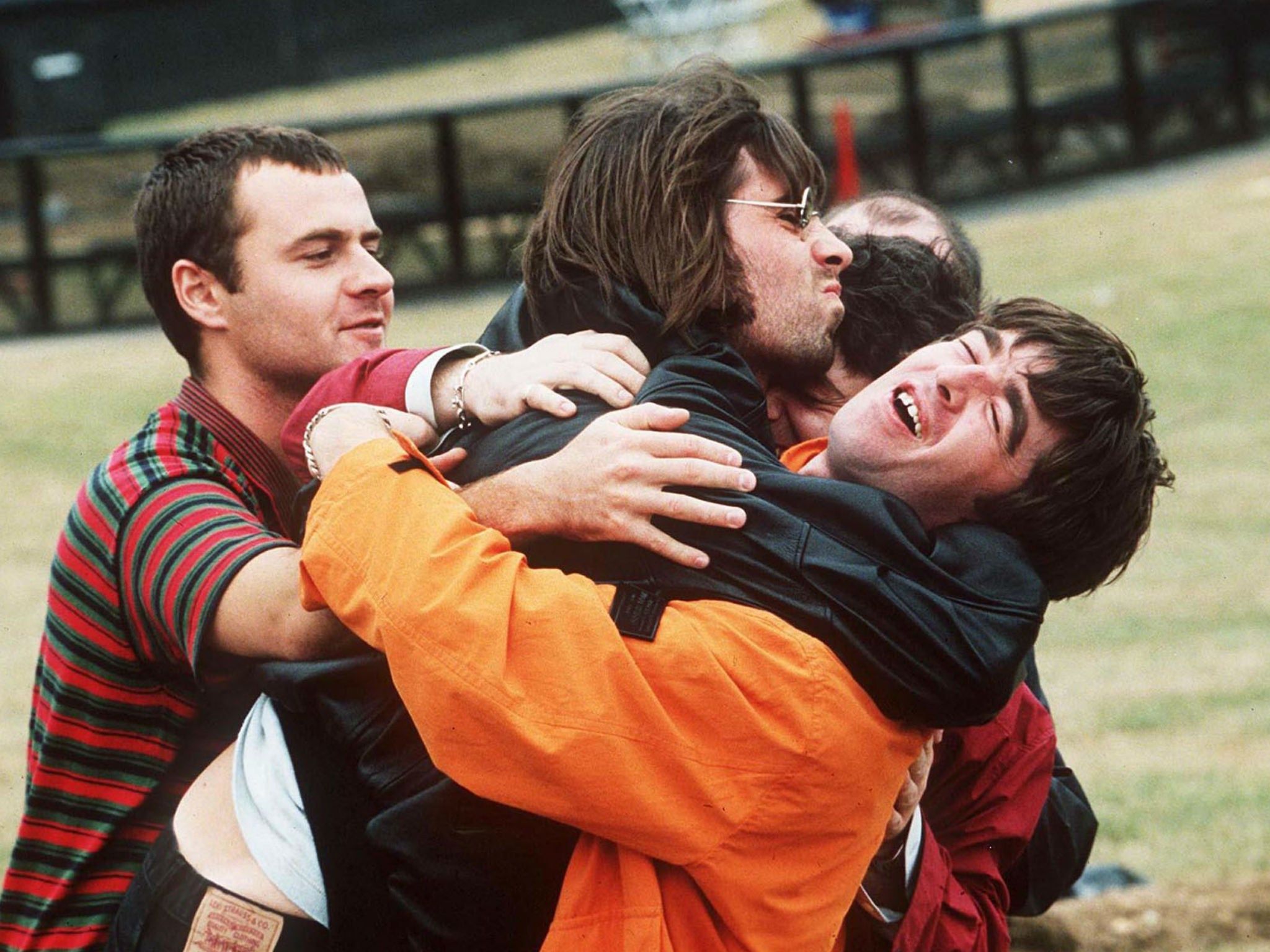 2048x1536 Oasis album (What's The Story) Morning Glory? things you never knew about the Britpop record on its 20th birthday