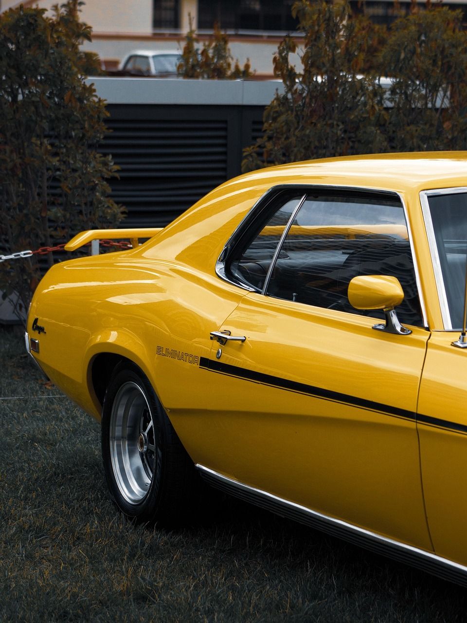 960x1280 Free Cars Wallpaper & Car Image