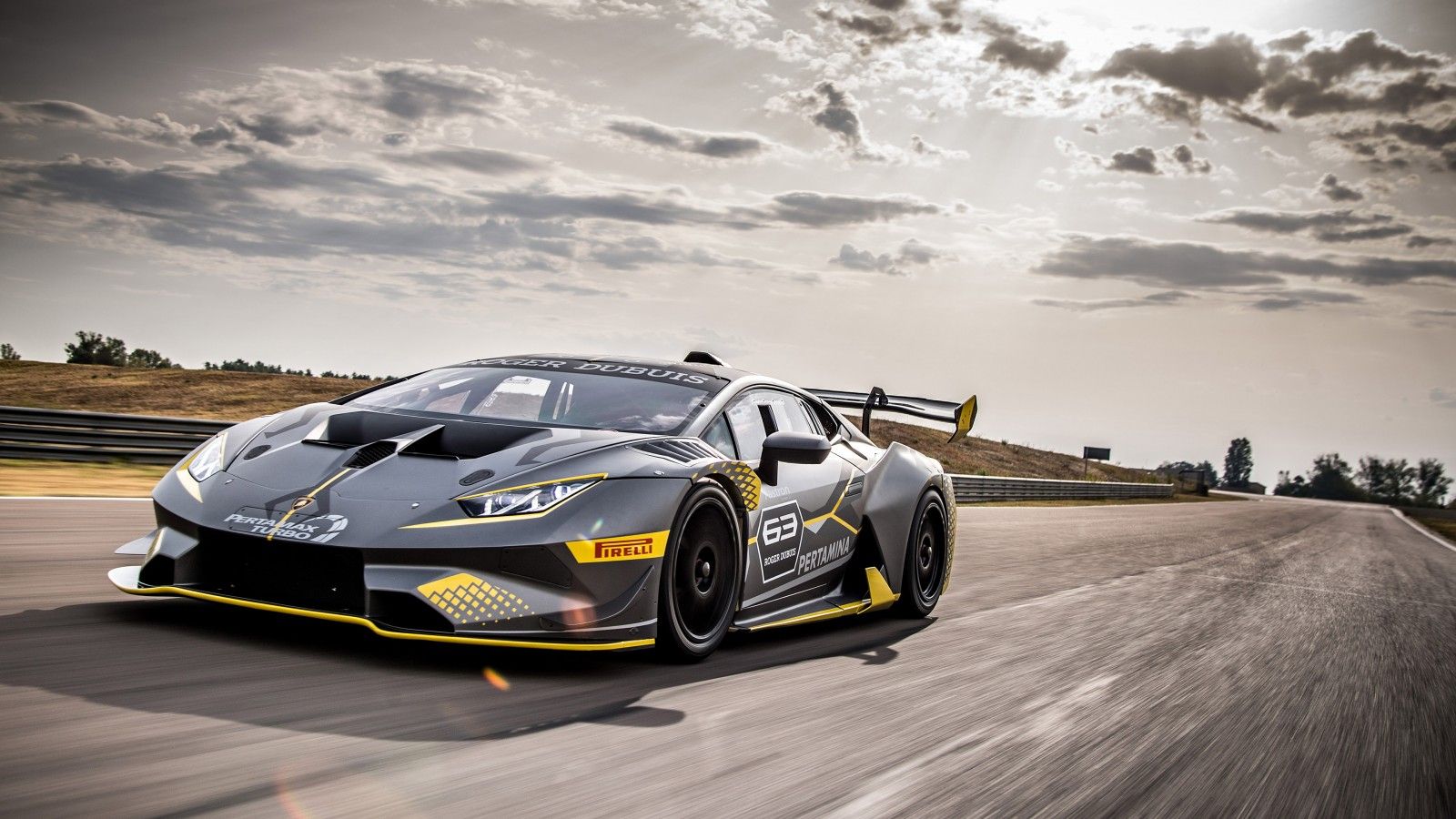 1600x900 Car Lamborghini Huracan Race Car 4K HD Cars Wallpaper