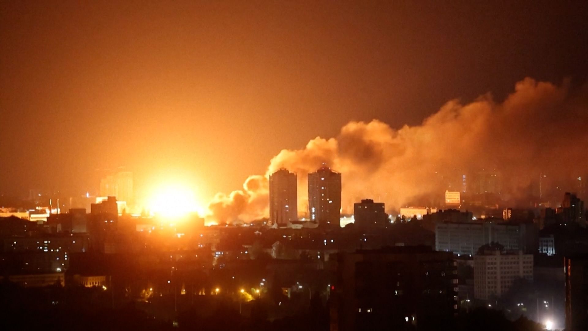 1920x1080 Dramatic video shows Russian missiles hitting Ukraine