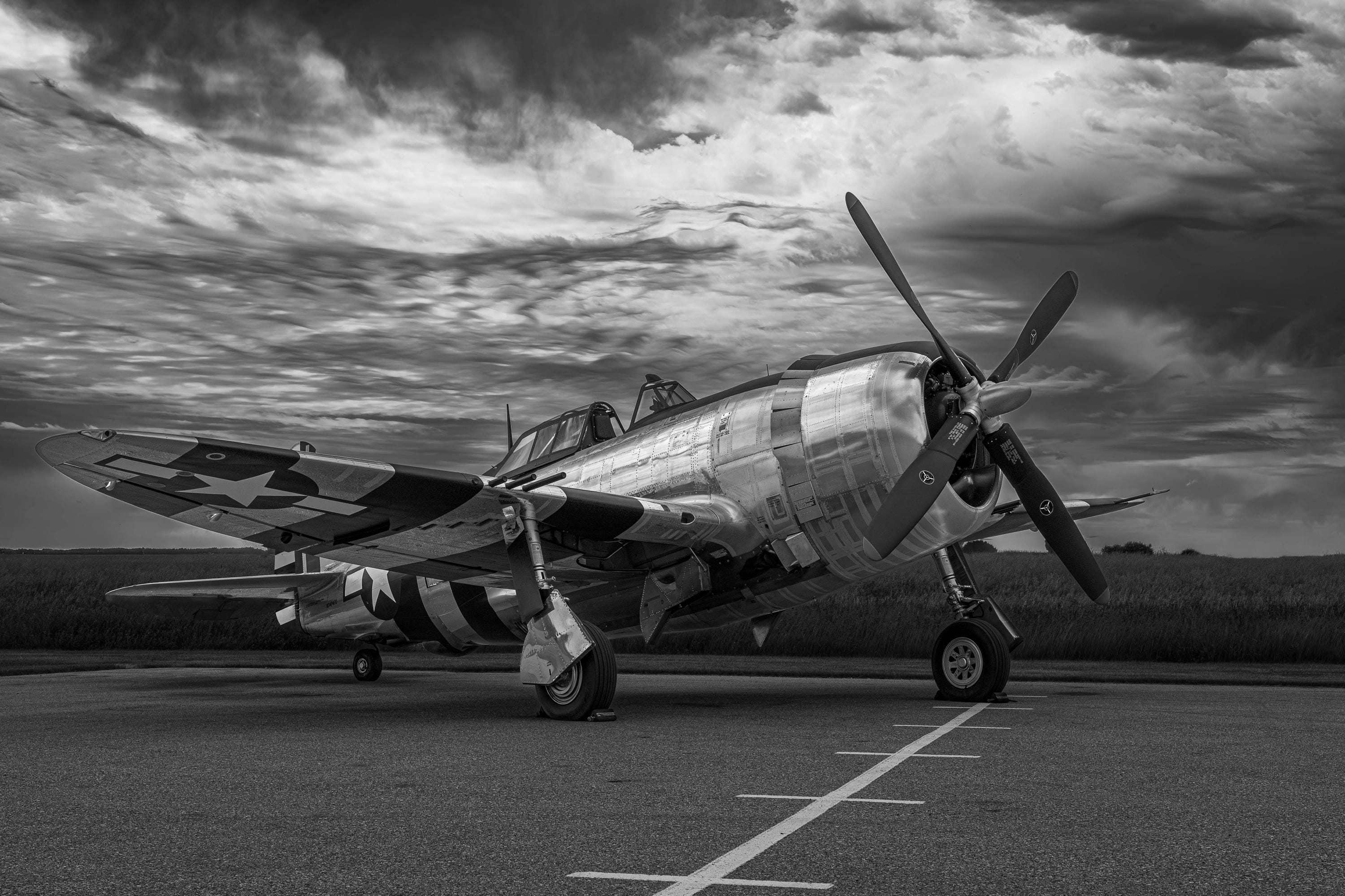 3000x1999 Republic P 47 Thunderbolt B&W Aviation Print, WWII Warbird Decor
