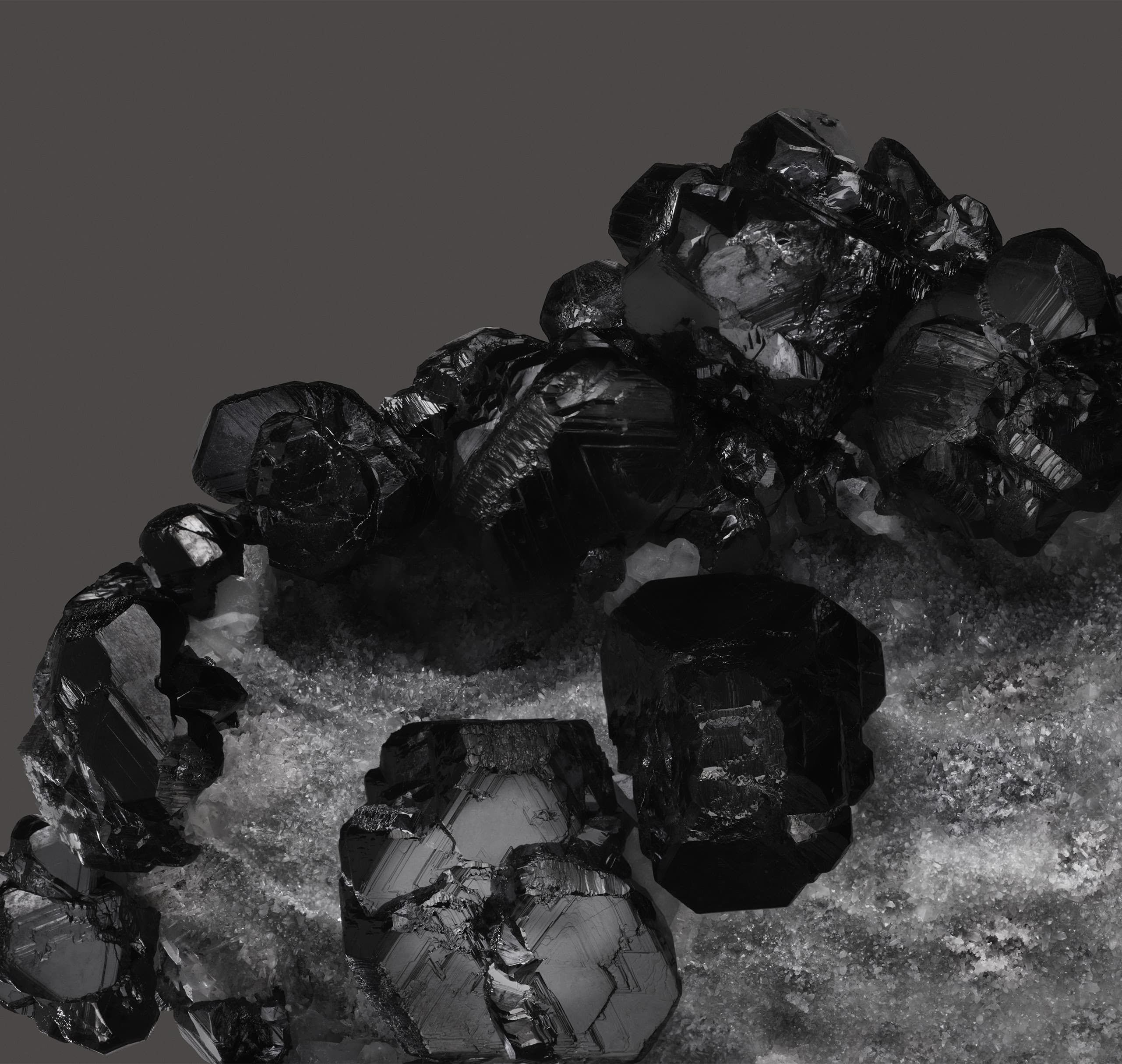 2562x2429 Pixel Fold, Tablet get new Minerals wallpaper collection [Download]