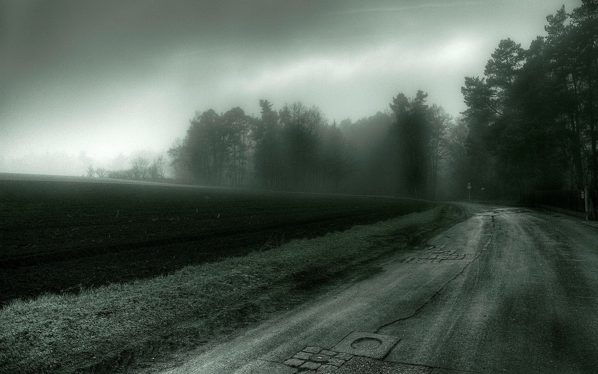 1920x1200 Stormy Weather Desktop Wallpaper