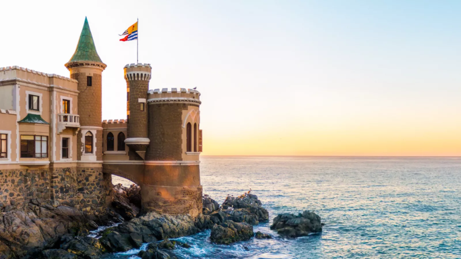 1600x900 Coast: Valparaíso & Viña del Mar